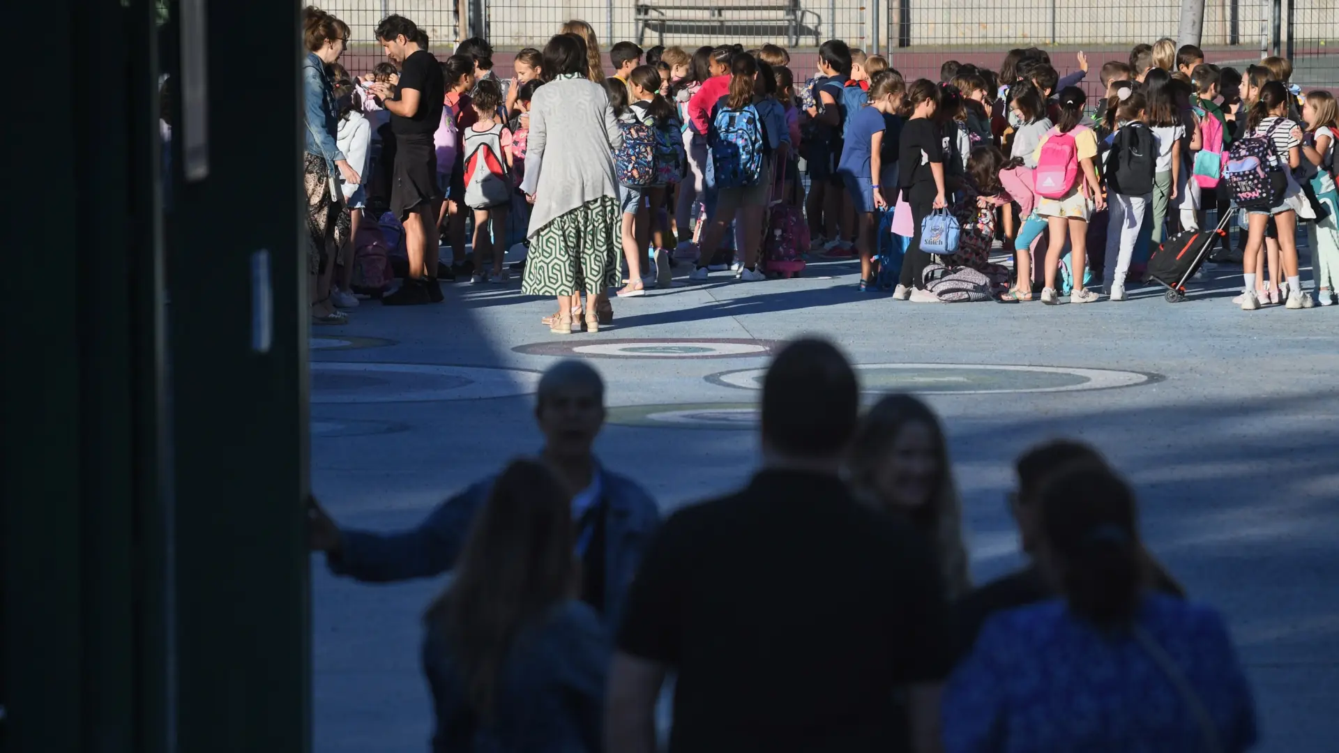 La Justicia francesa mantiene el cierre a un patio de colegio por problemas de ruido con los vecinos en París