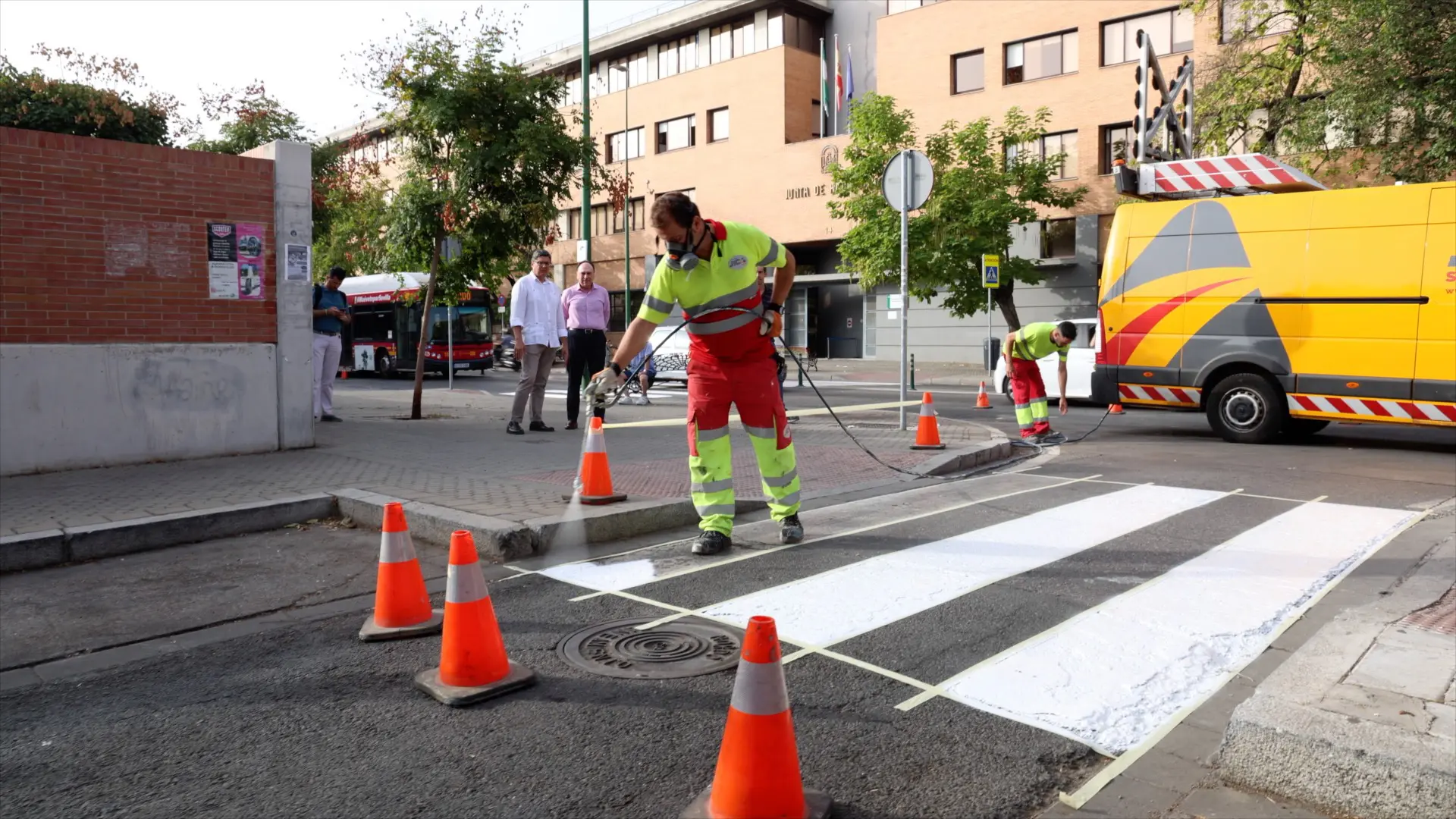 Sanz invierte 100.000 euros en mejorar la seguridad vial en el entorno de medio centenar de colegios de cara al inicio del curso