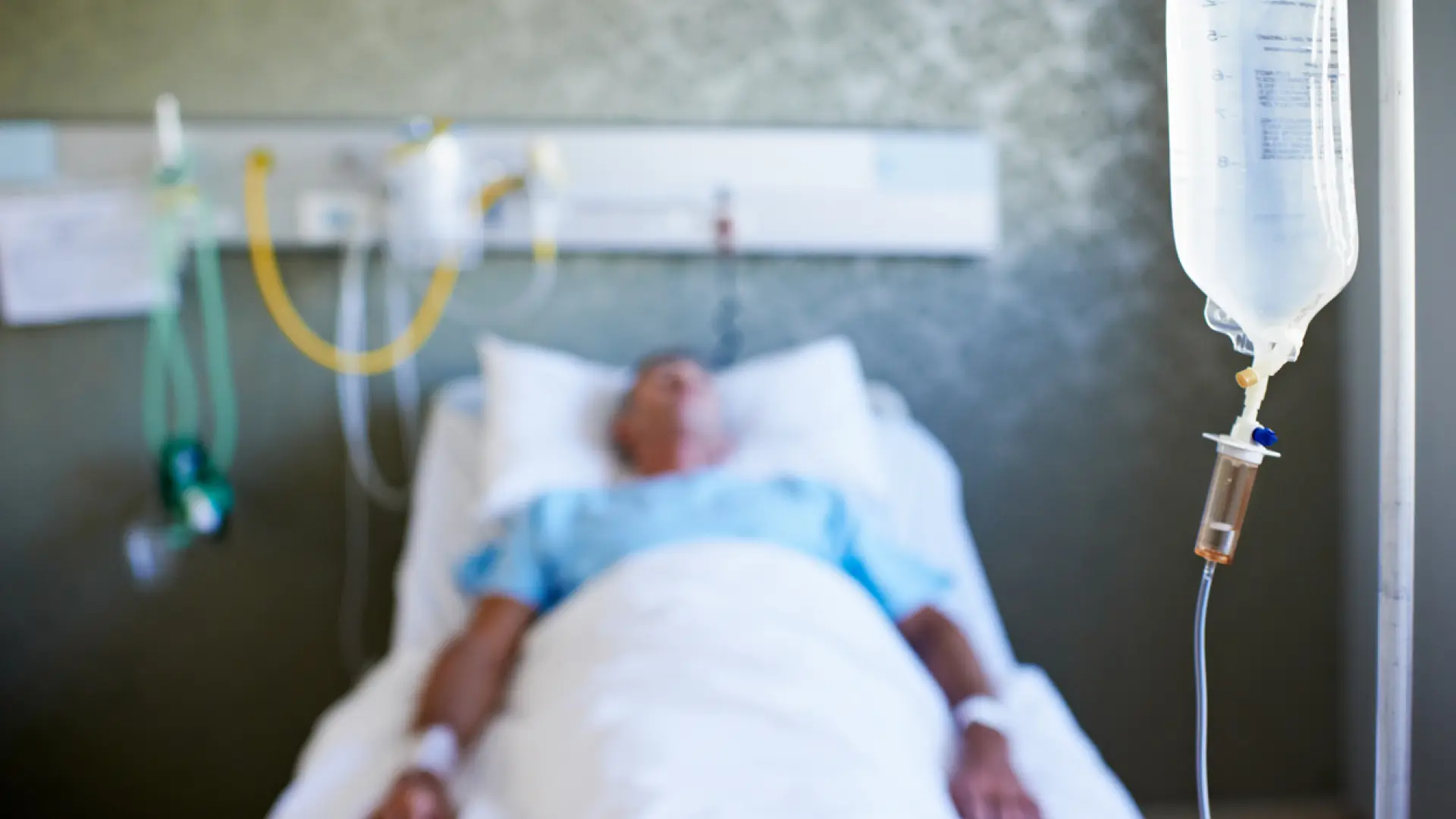 Consciencia oculta: una IA detecta movimientos faciales en pacientes en coma días antes que los médicos