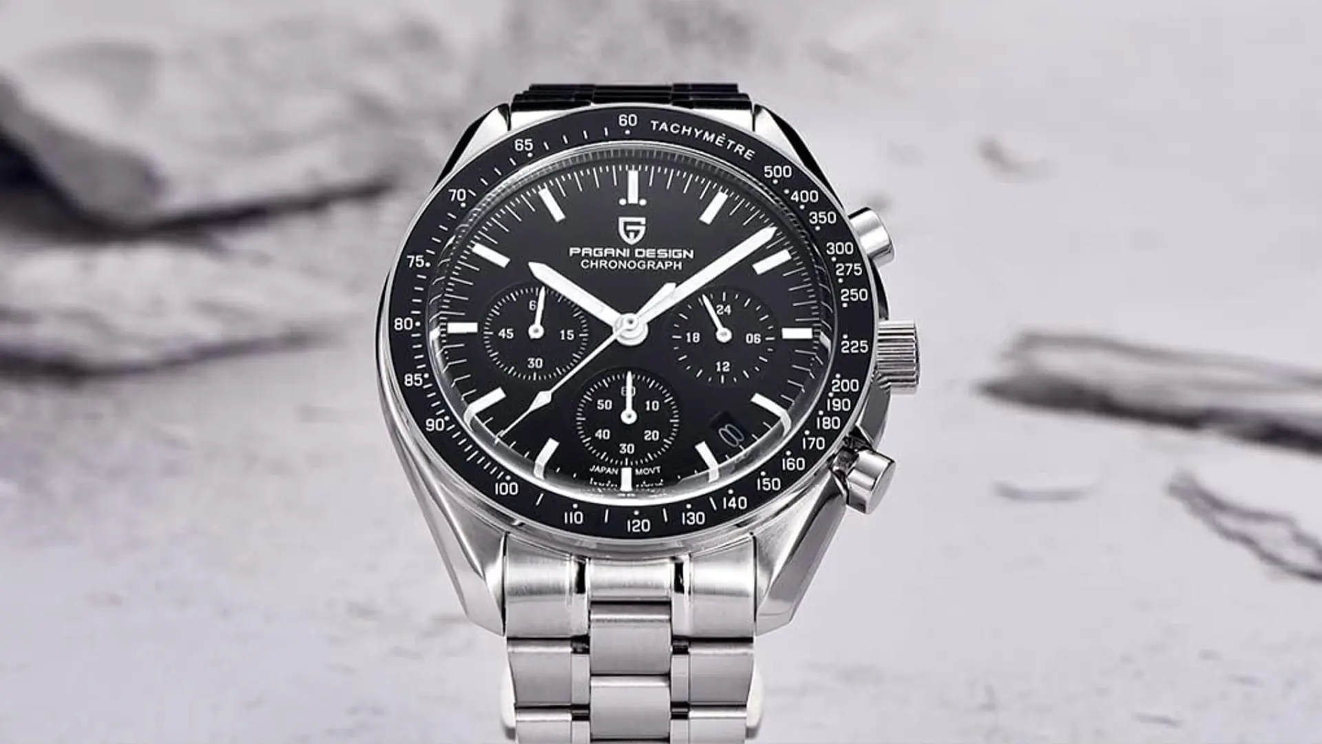 Pagani lo vuelve a hacer: su versión del Moonwatch cuesta 50 veces menos (como mínimo)