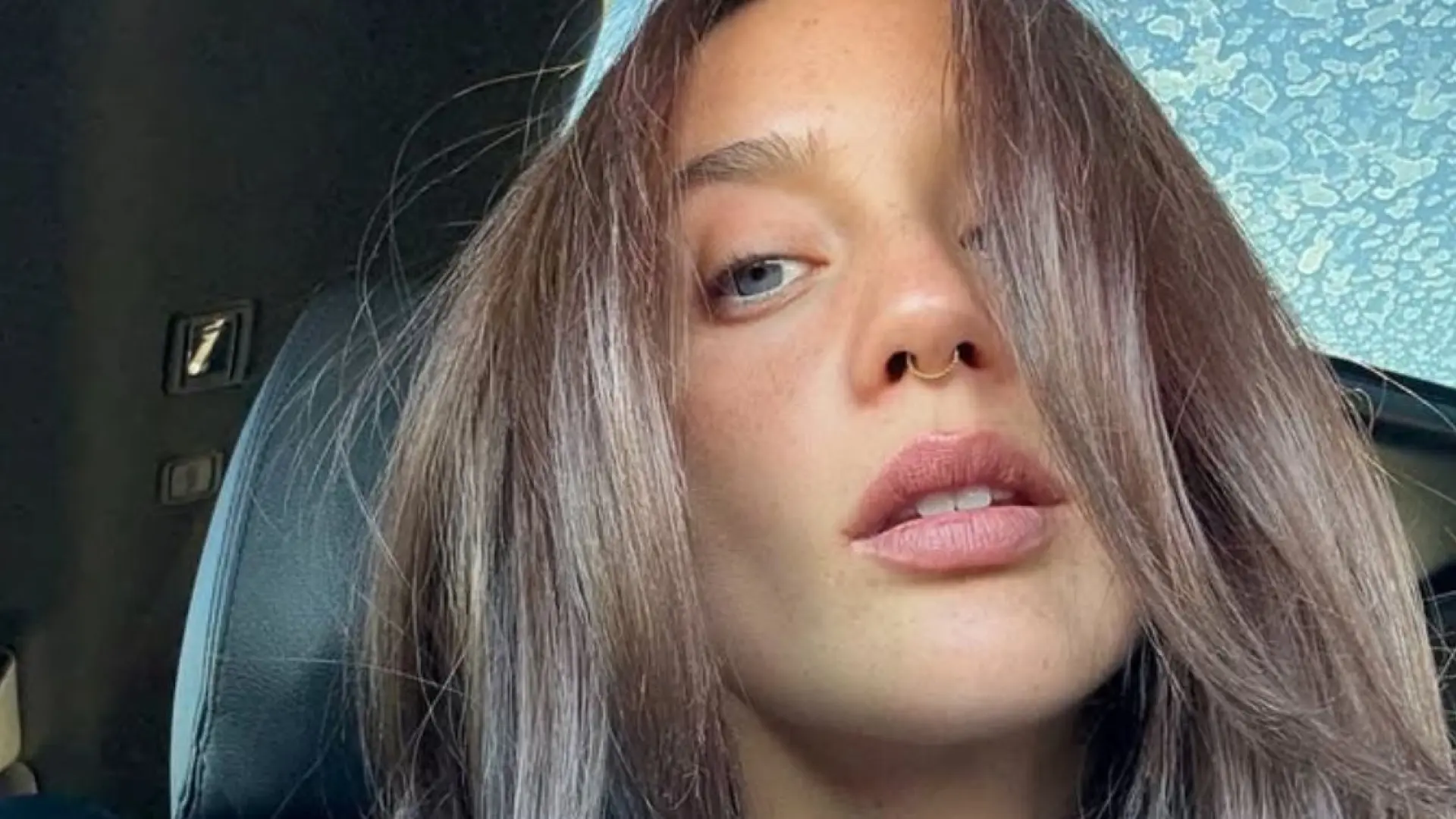 'Candy Brown' o por qué el nuevo color de pelo de María Pedraza se va a convertir en el más pedido en los salones de belleza