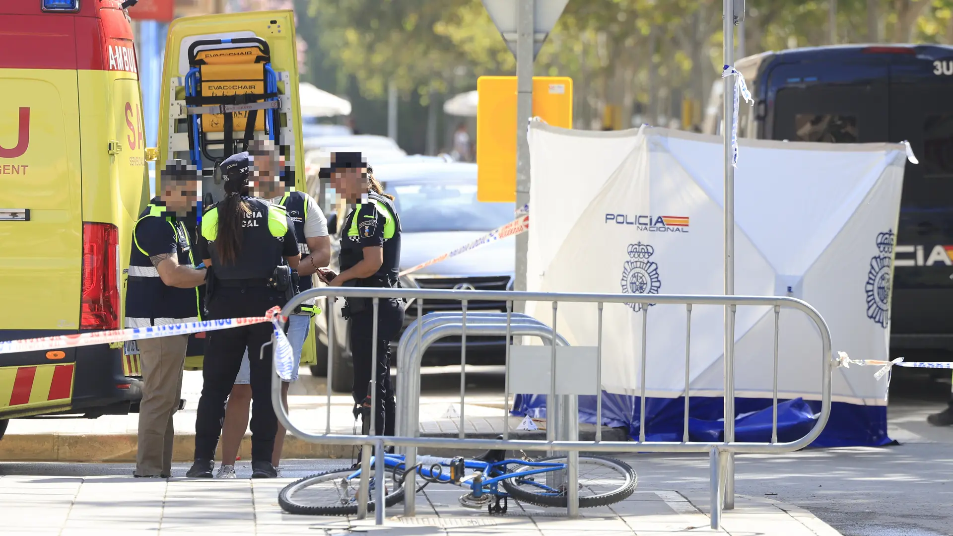 Un hombre de 35 años asesinado a tiros en plena calle en el centro de Xirivella