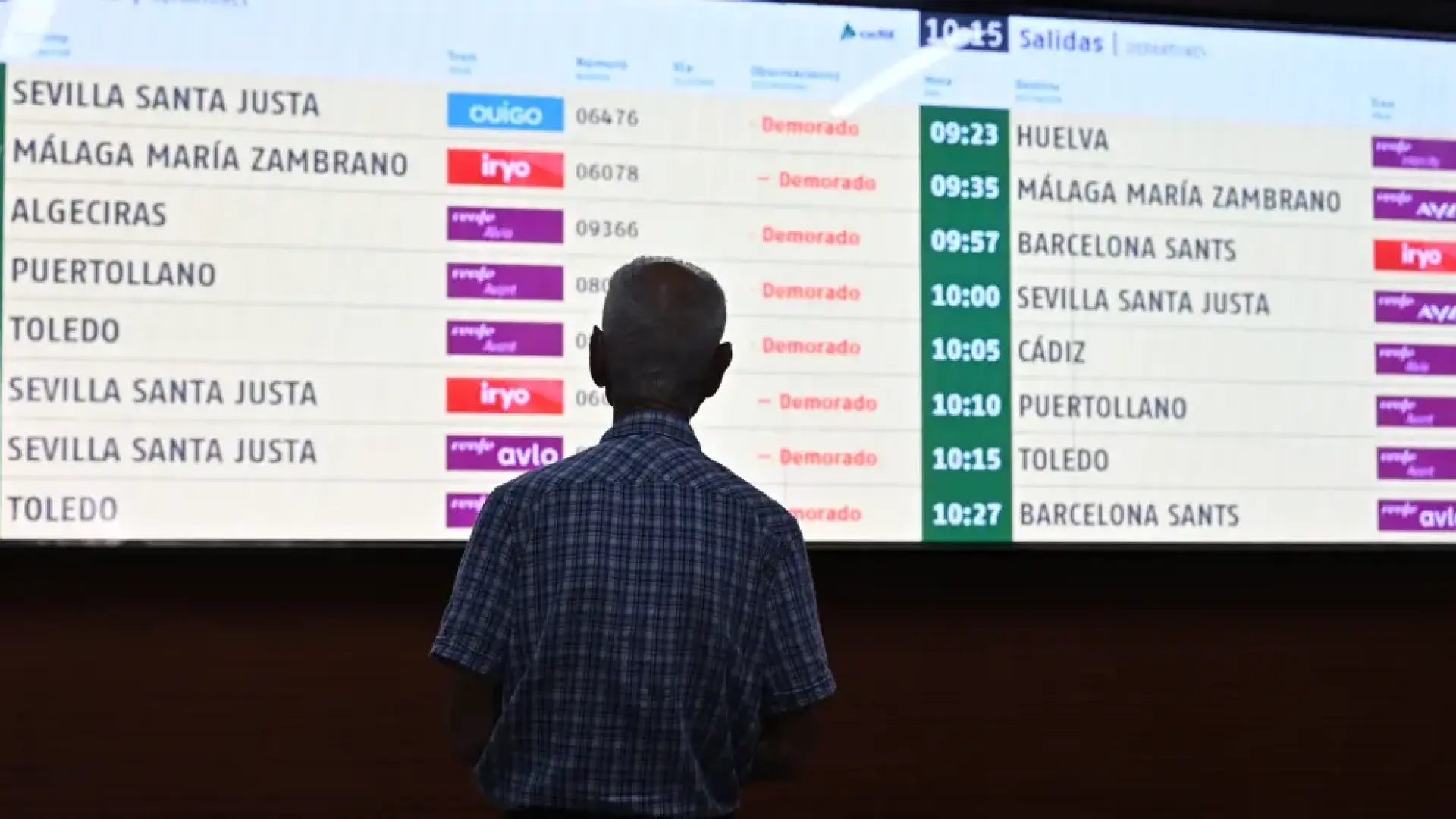 Puente anticipa tres años más de incidencias ferroviarias por eventuales fallos en trenes demasiado viejos y demasiado nuevos