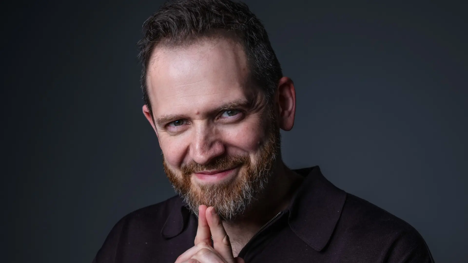 Joe Abercrombie: "Cuando escribes un libro con dragones y espadas mágicas tienes que aceptar que no te van a dar el Nobel"