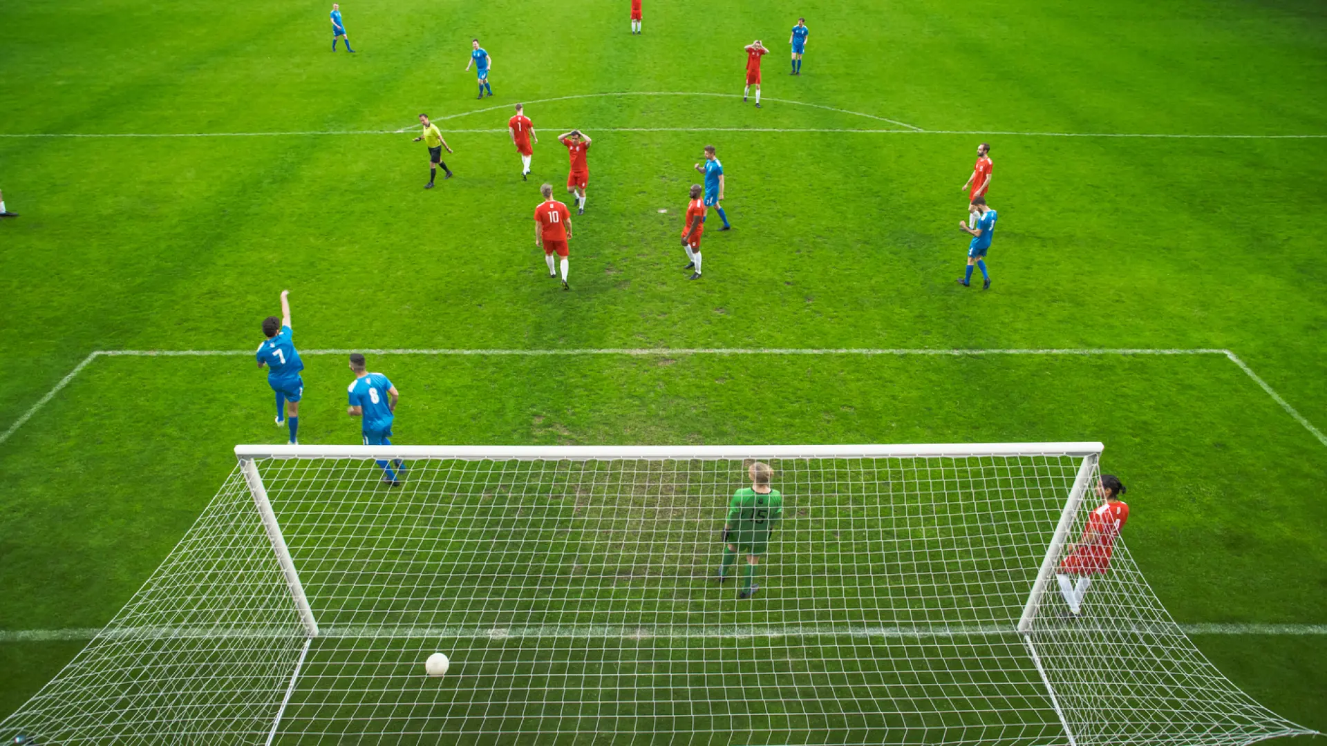 Un grupo de investigadores propone el ruido como posible causa de la 'enfermedad del futbolista'