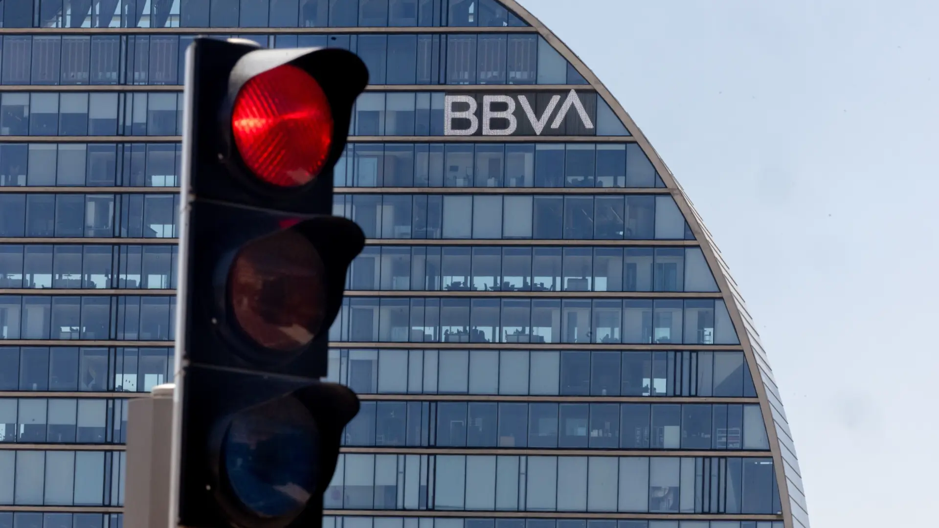 Llega la hora de la verdad en la OPA de BBVA al Sabadell: arranca el periodo de aceptación