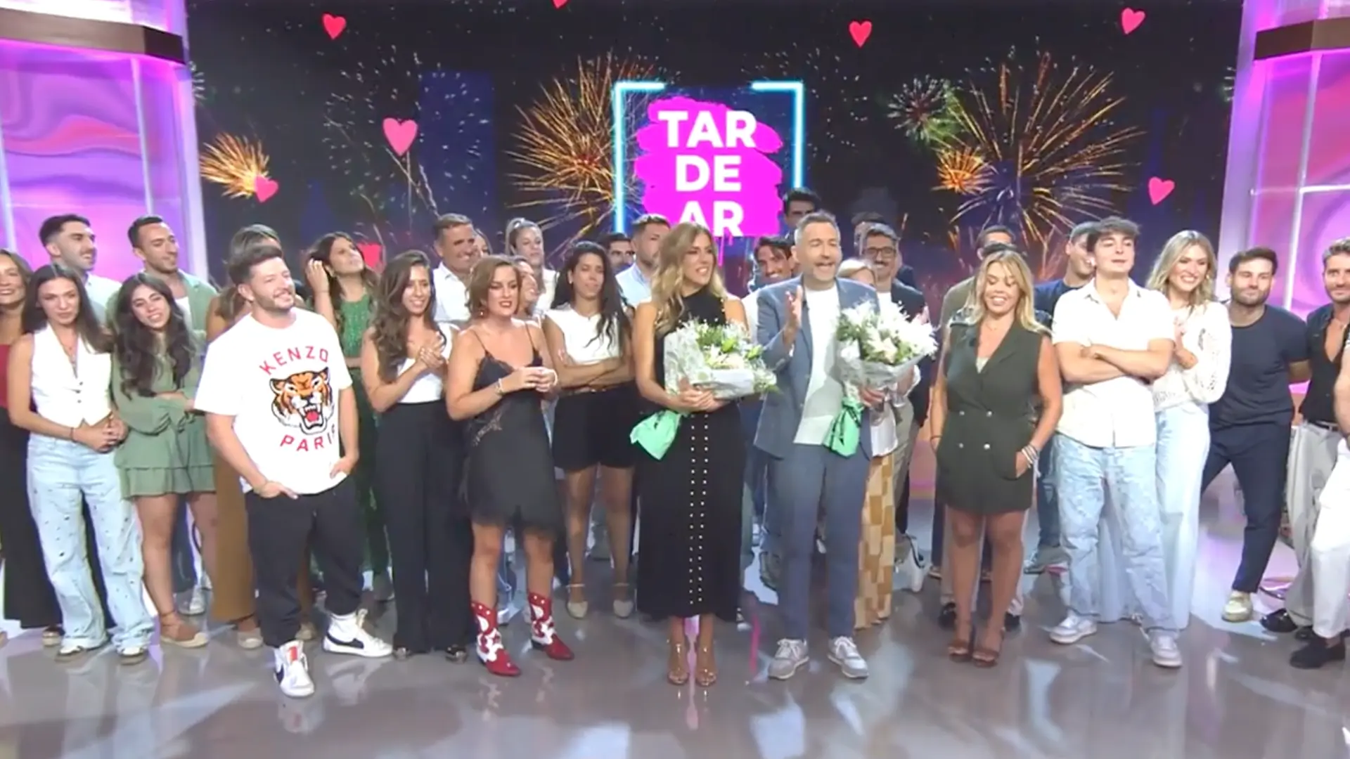 La nostálgica despedida del equipo de 'TardeAR' en su último programa: "Lo hemos hecho de corazón"