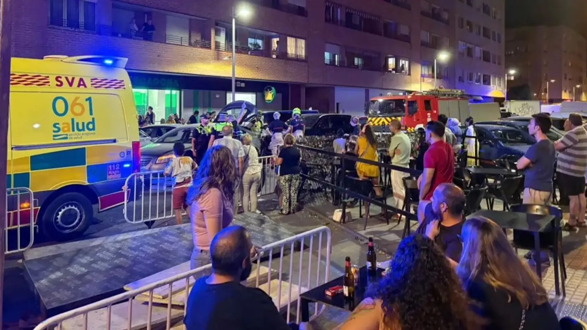 Atropello múltiple en Zaragoza: un coche arrolla a seis personas, que han sido trasladadas al hospital