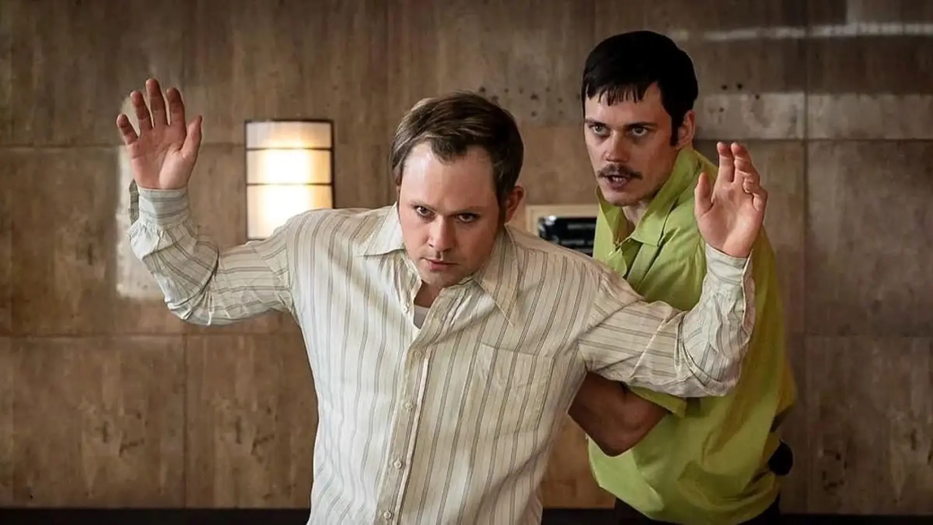 Complaint of 'Useless Guy's Cord', through Gus van Sant with Invoice Skarsgard