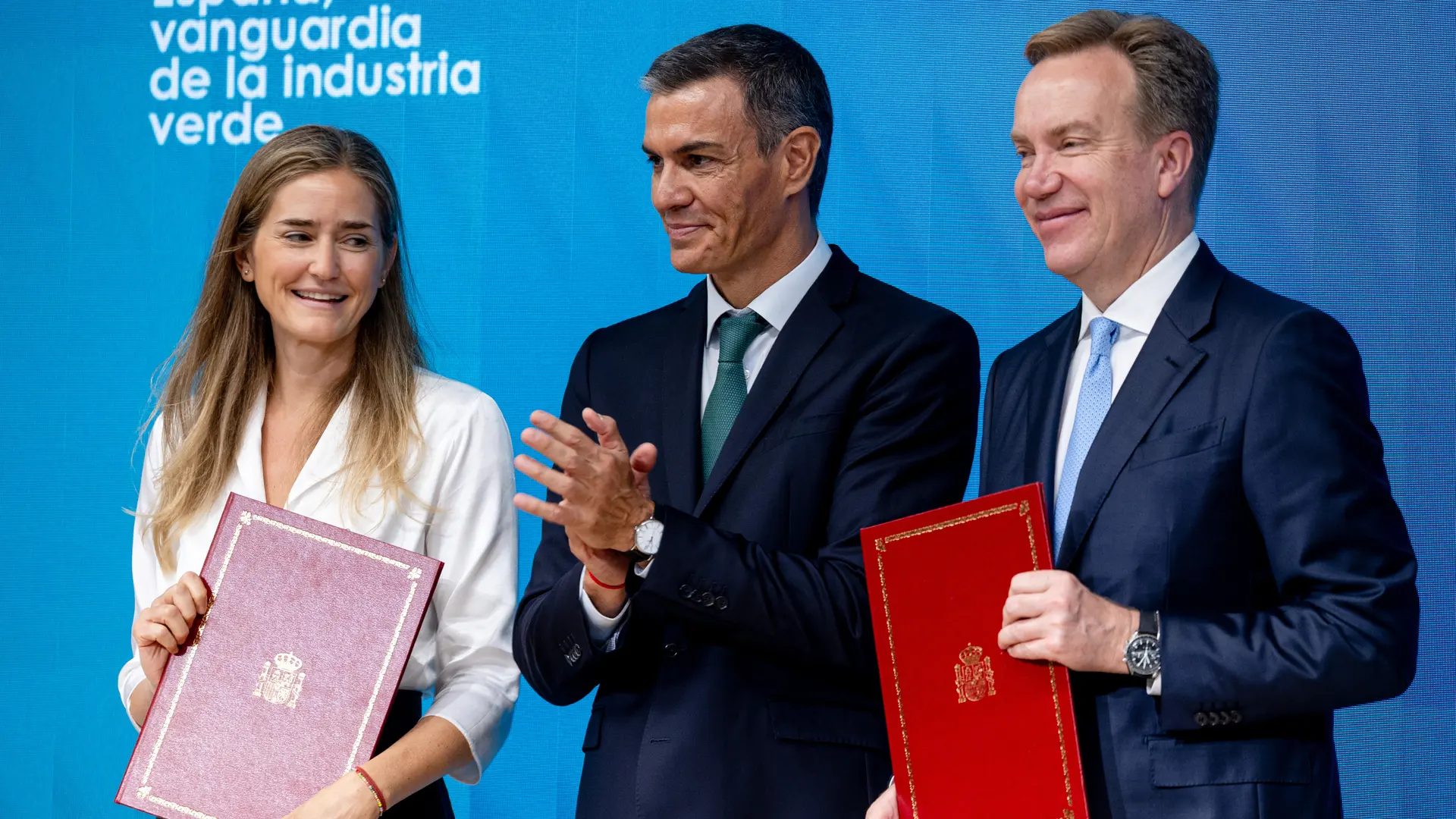 Sánchez pide a las empresas energéticas que "empujen" para sacar adelante el Pacto de Estado contra la emergencia climática