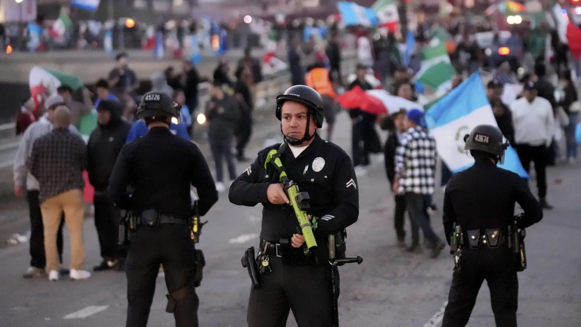 El Supremo de EEUU avala las detenciones migratorias en Los Ángeles tras un recurso presentado por Trump