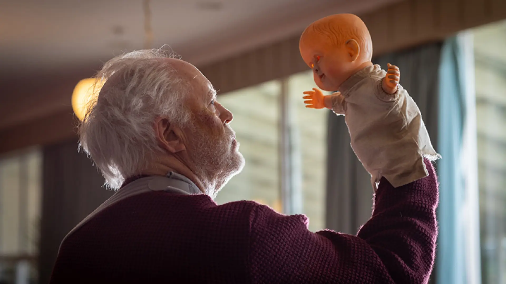 
         El nuevo Dumbledore de 'Harry Potter' lidera esta película de terror en un geriátrico que ya puedes ver en streaming 
    