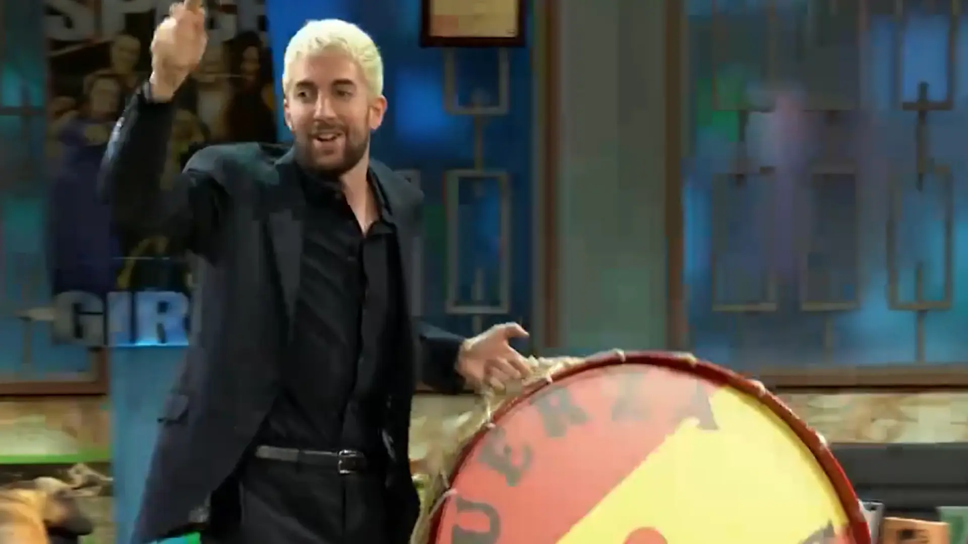 
         'La Revuelta' vuelve a emitir este jueves una doble entrega del programa 
    