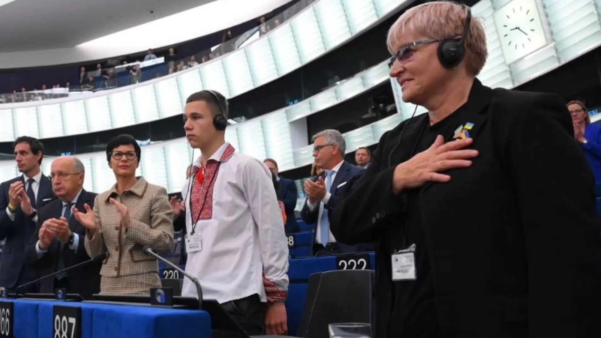 Von der Leyen invita a un niño secuestrado por Rusia al Parlamento Europeo para pedir el "retorno" de todos los menores desplazados