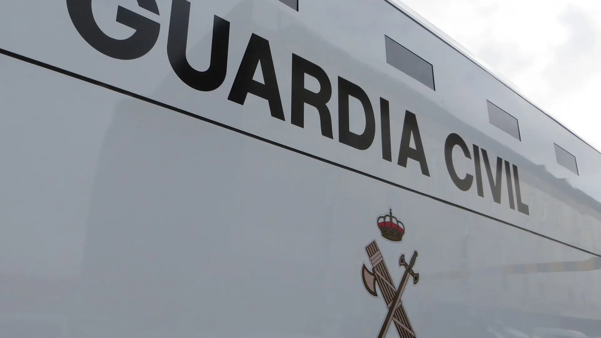 Detenido el alcalde de Villacastín por agredir a su mujer durante una romería