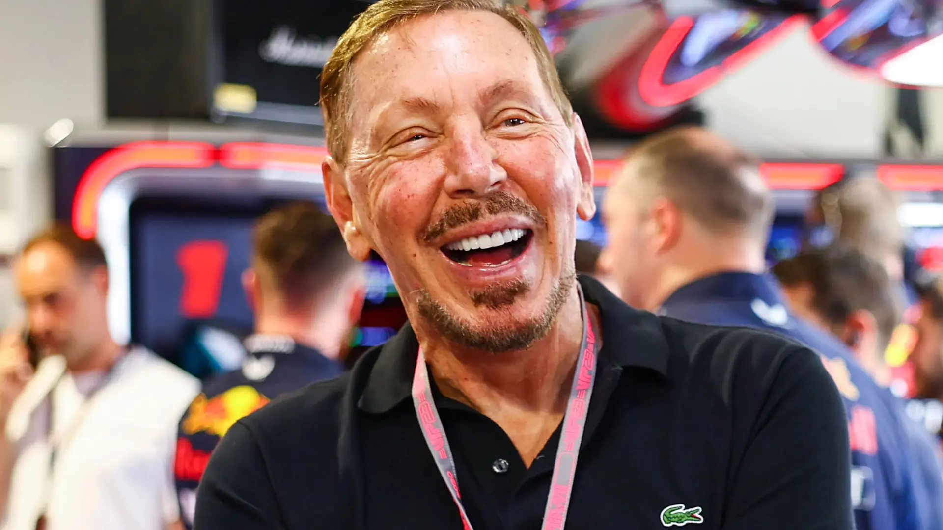 Larry Ellison amenaza el trono de Musk como hombre más rico del mundo tras ganar 60.000 millones en un día