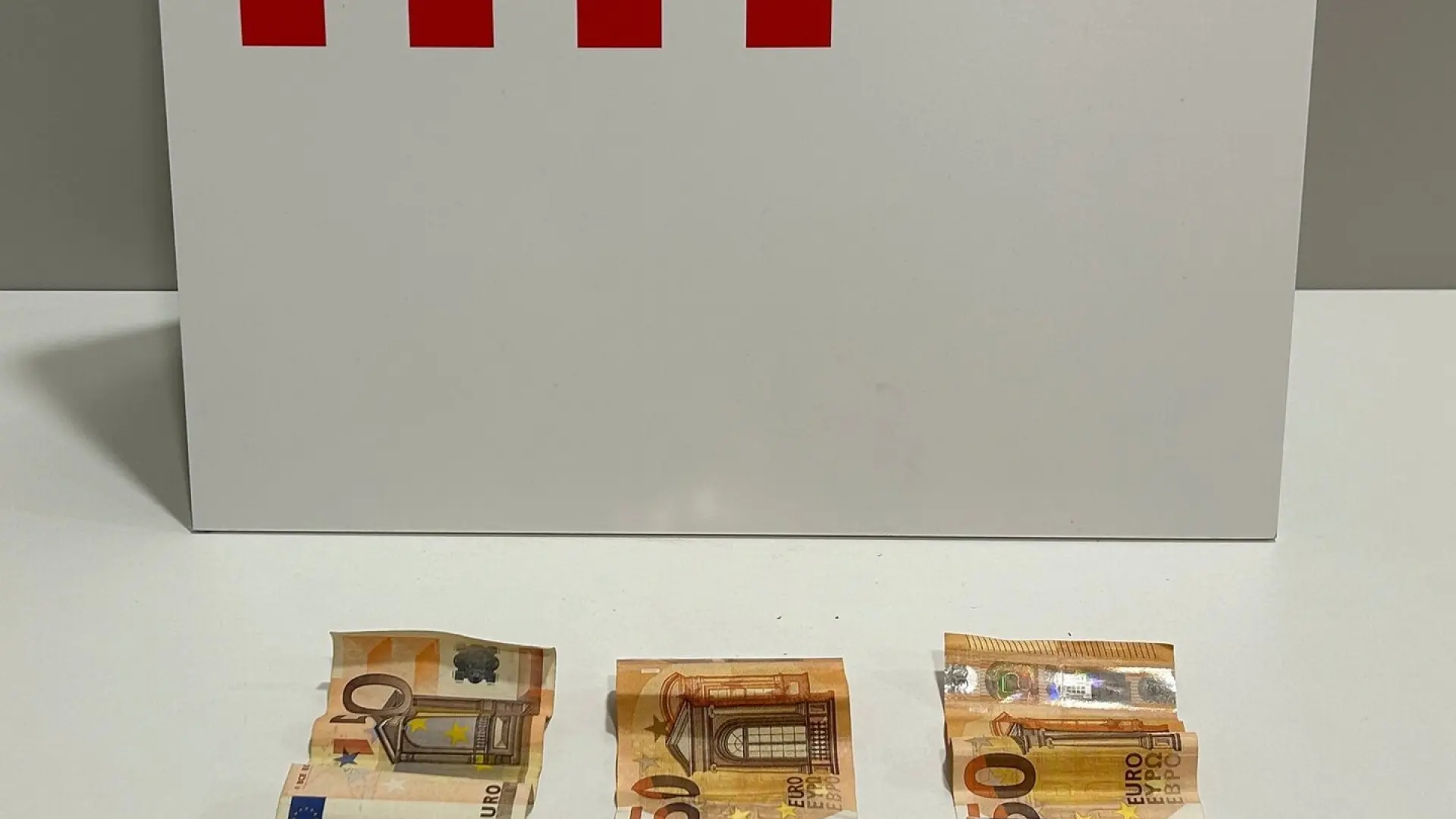Detenido un hombre en Torredembarra por intentar robar a una mujer durante una venta de cocaína