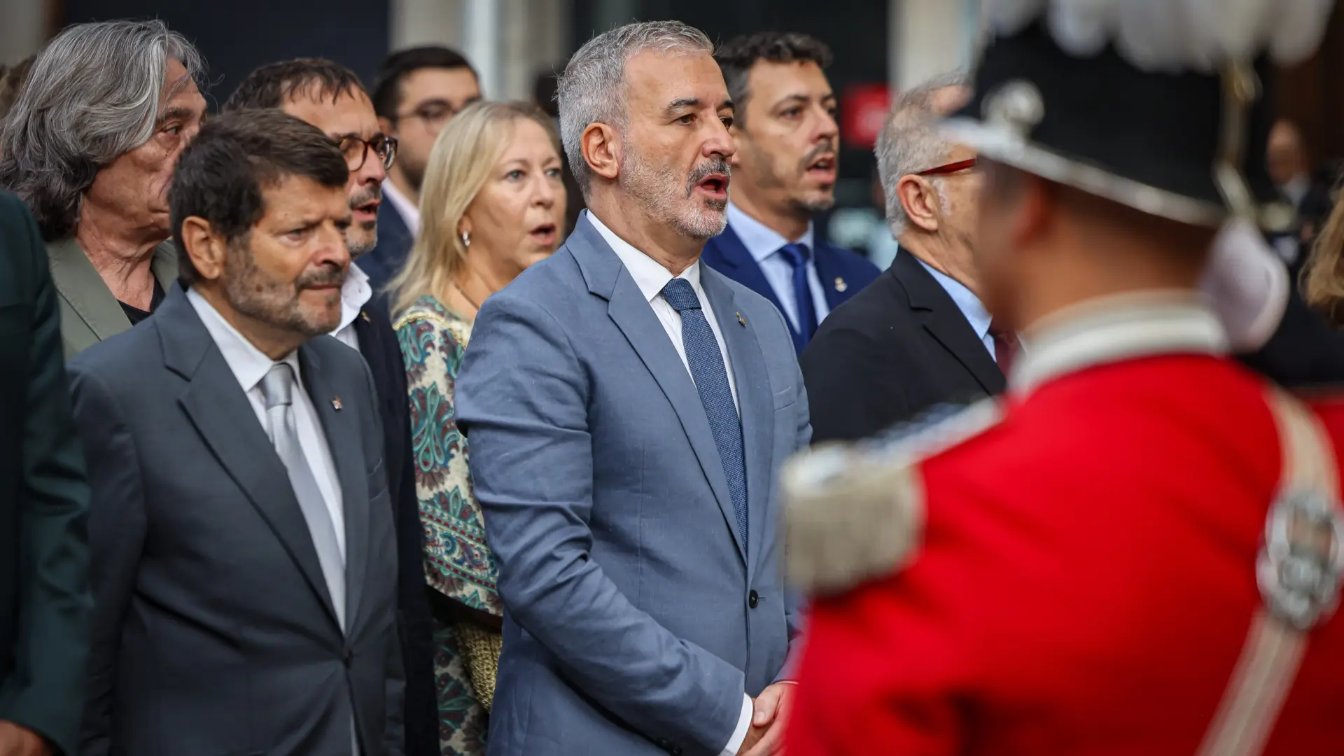 Collboni reitera que las sentencias judiciales "se tienen que cumplir", pero pide escuchar al MNAC sobre los murales de Sijena