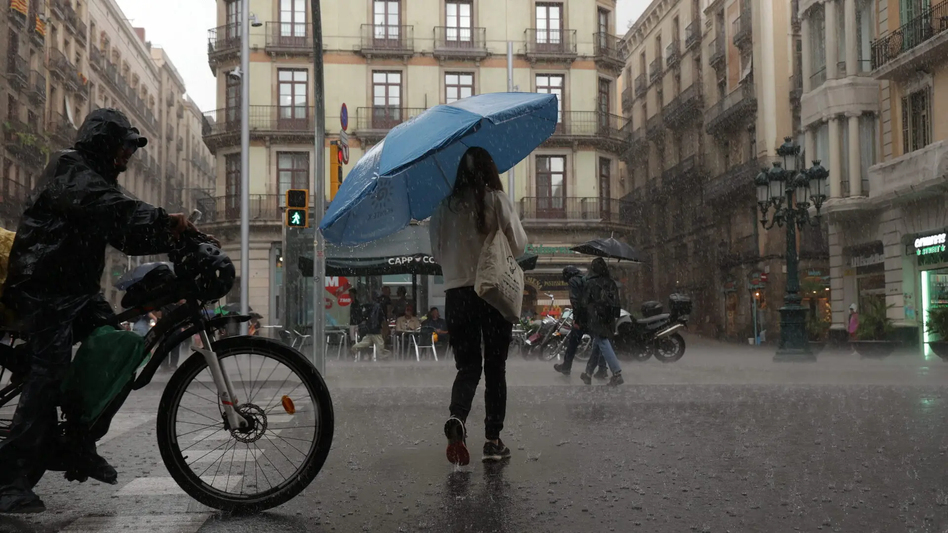 Alerta en Catalunya por la previsión de lluvias intensas el domingo por la tarde