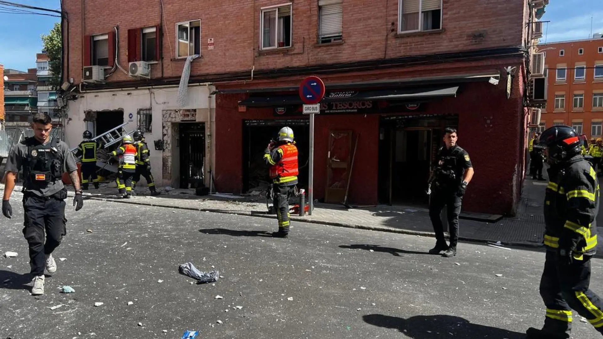 Una explosión en un bar de Vallecas deja 25 heridos, tres de ellos de gravedad