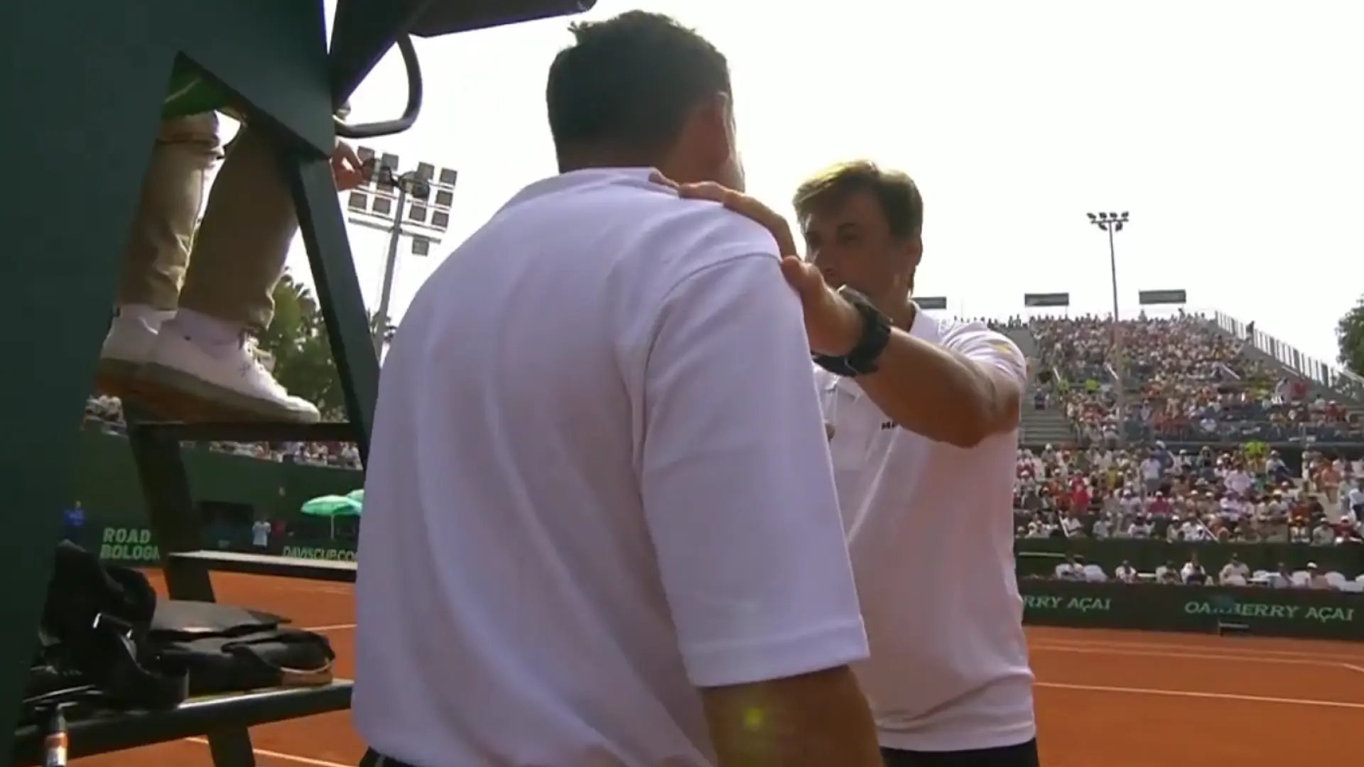 La tremenda bronca de David Ferrer al juez en pleno partido de Copa Davis: "Te hablo en español, que me entiendes perfectamente"