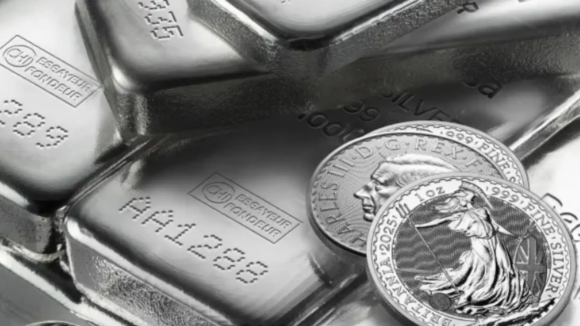 La plata rompe récords y se independiza del oro