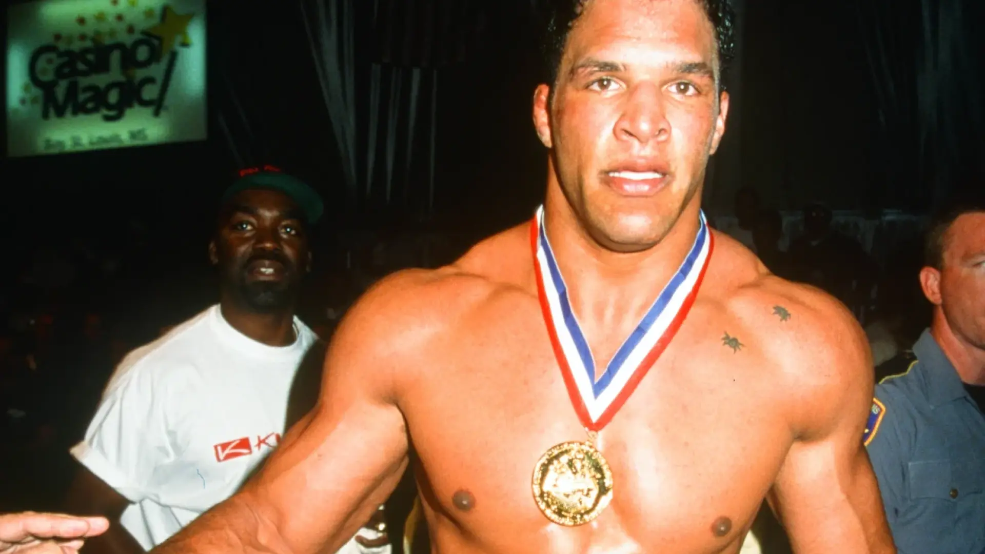 Así es Mark Kerr, el luchador al que encarna Dwayne Johnson en 'The Smashing Machine'
