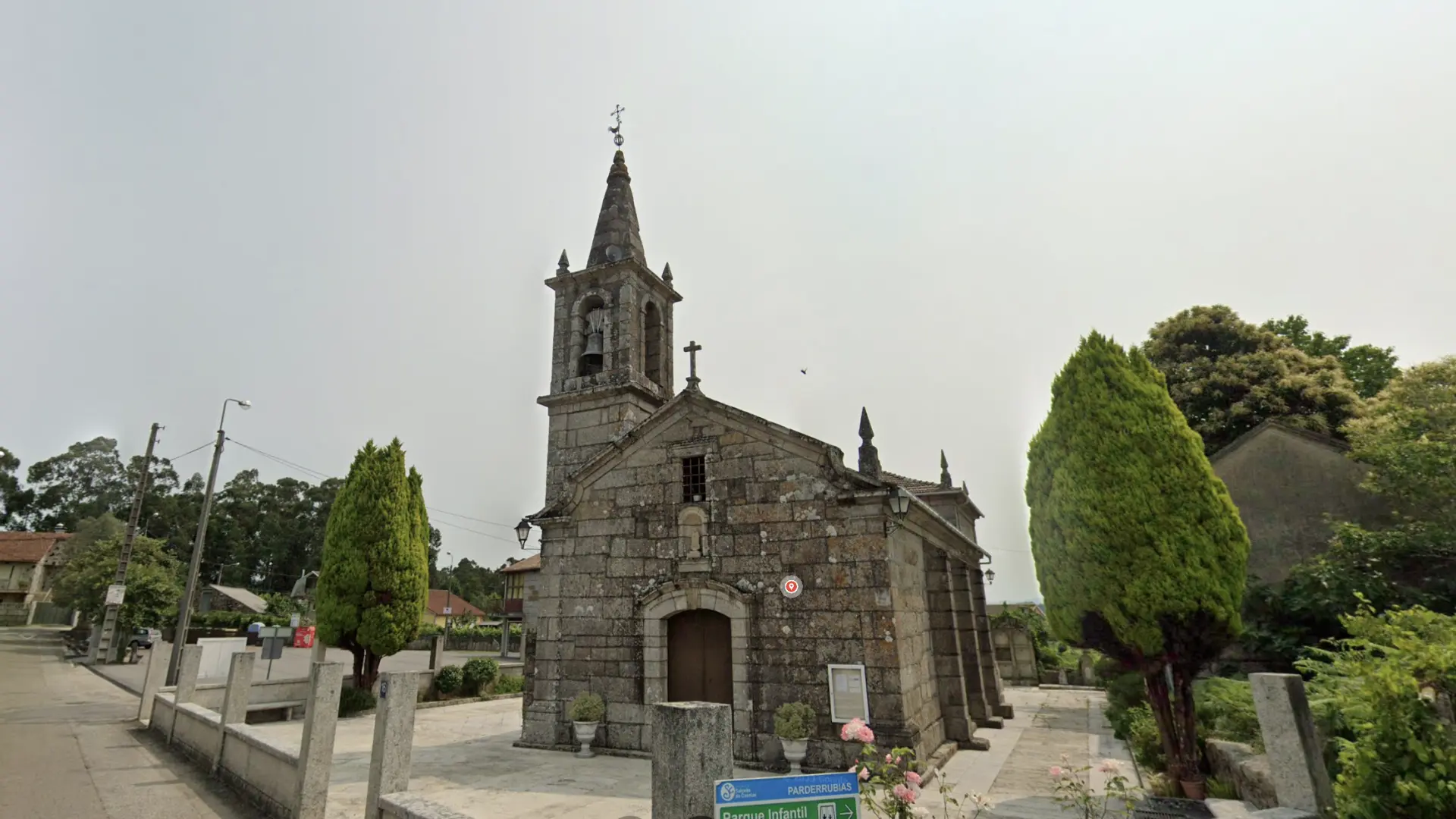 El pequeño pueblo de Galicia con un nombre muy curioso en el que nació el padre de una leyenda de Hollywood