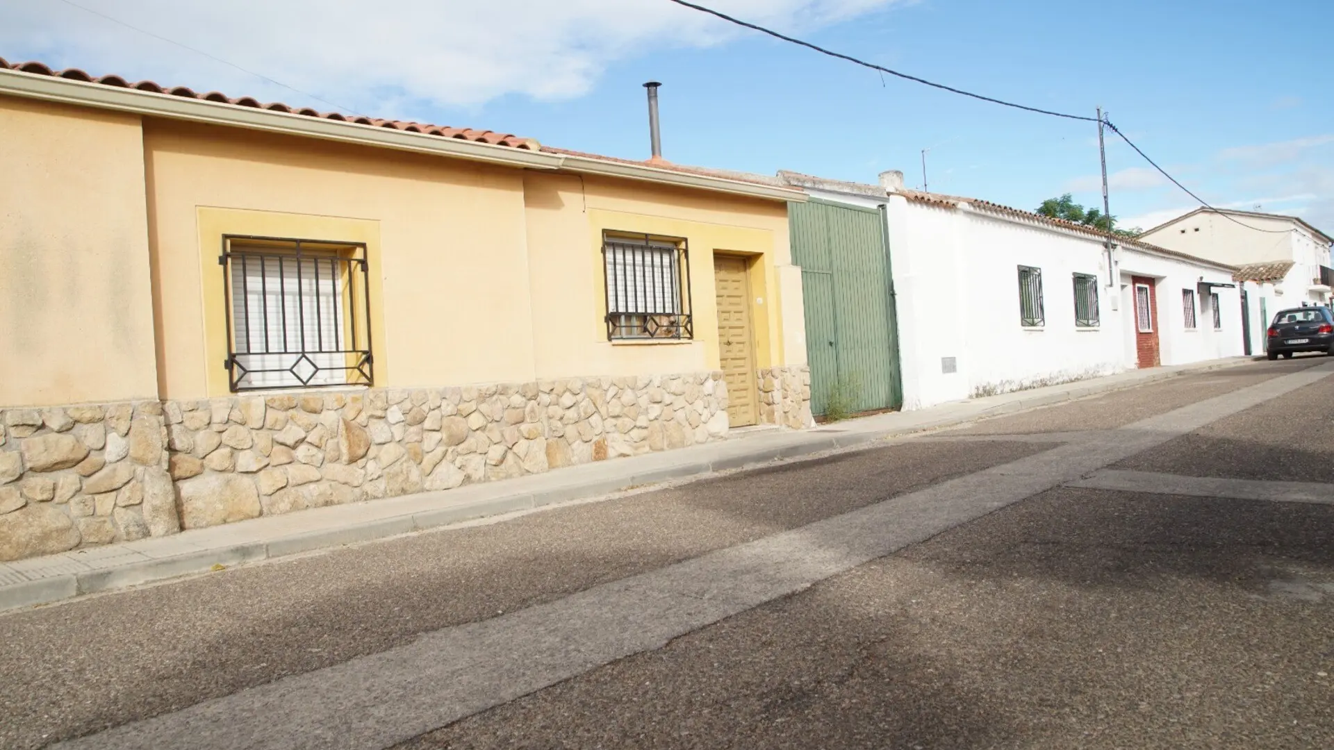 Prisión sin fianza para la madre del feto hallado muerto en un congelador de Alberche y su pareja