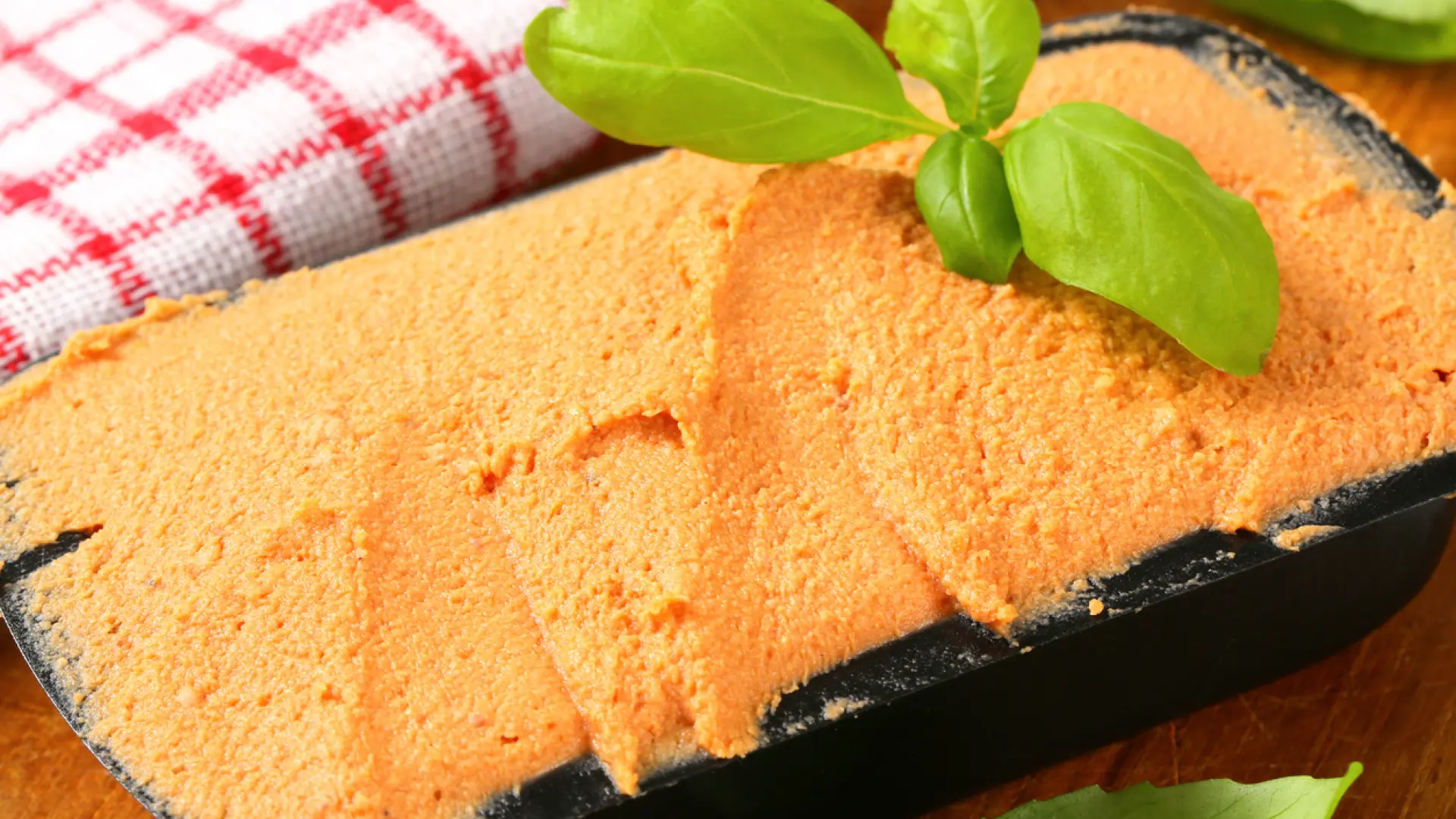 Paté de mejillones, una receta fácil y alta en proteínas ideal para el aperitivo