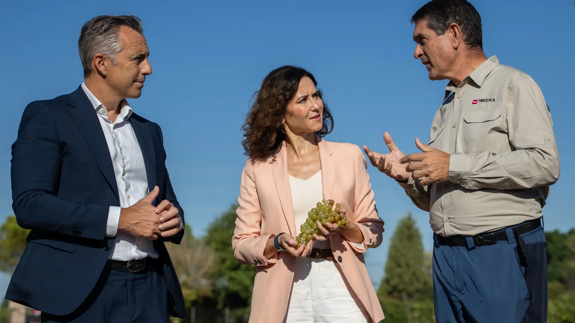 Madrid agota en cuatro meses las ayudas para impulsar el relevo generacional en el campo y las reforzará