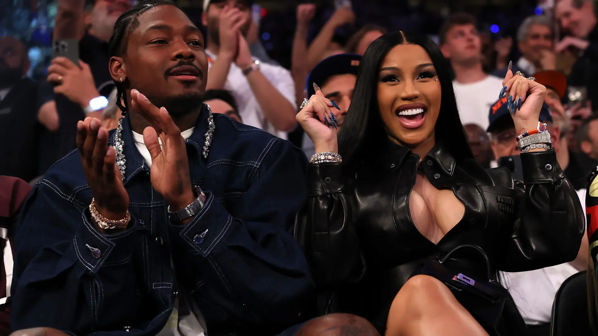 Cardi B anuncia que está embarazada de su cuarto hijo, el primero con Stefon Diggs