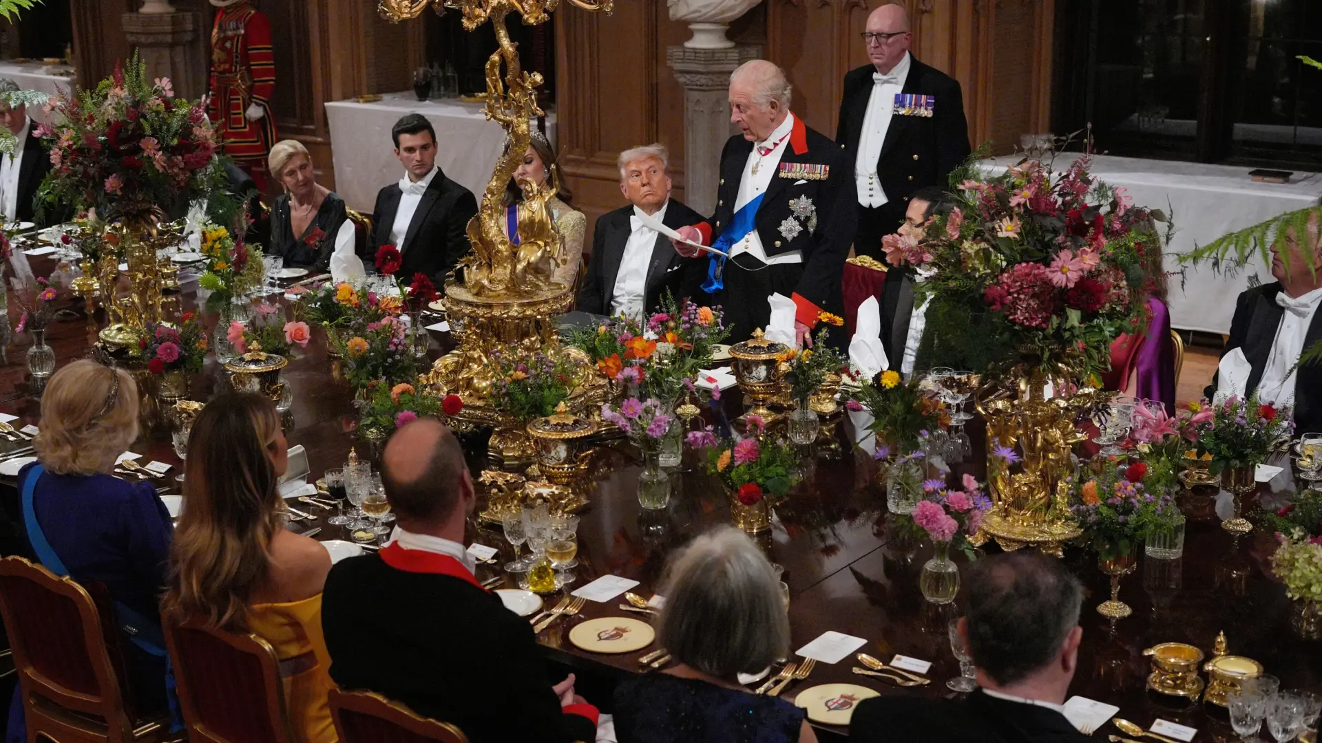 Pollo relleno, helado y whisky de 50.000 euros para el banquete de Estado en Windsor en honor a Trump