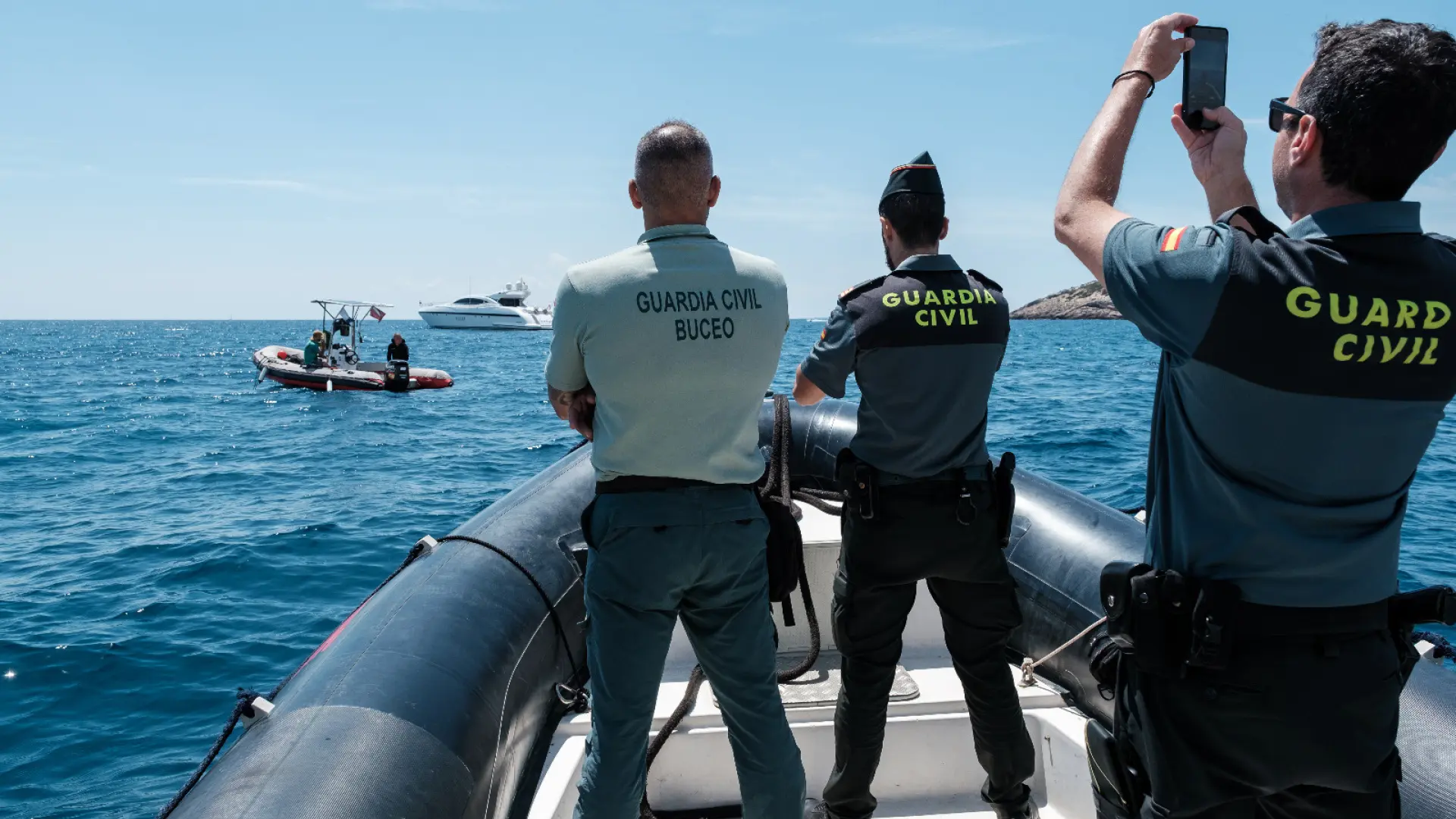Investigan el hallazgo de un cuerpo en el mar en Sant Josep