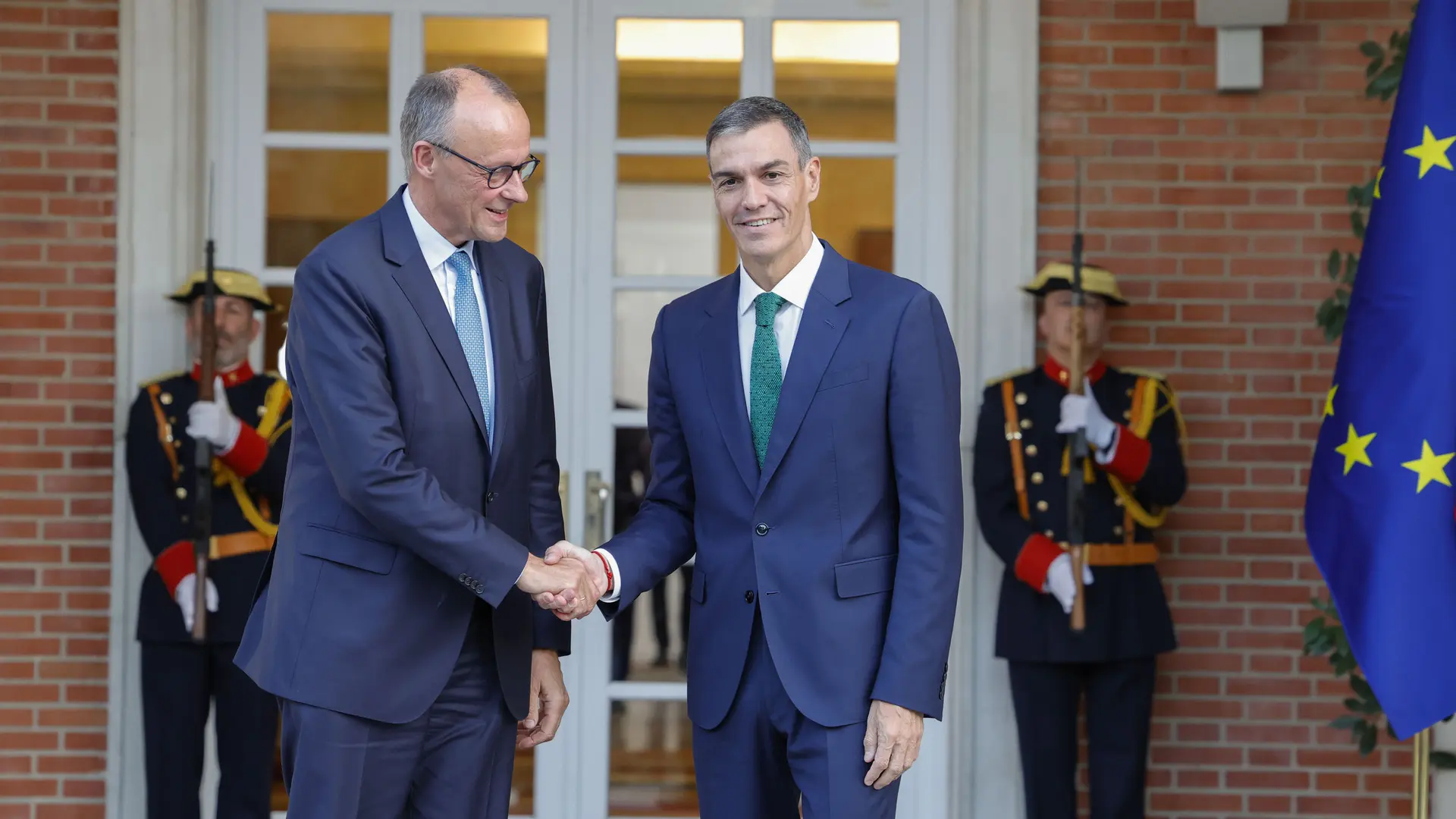Sánchez defiende ante Merz que lo sucedido en Gaza es "genocidio" y el canciller alemán discrepa: "Estamos del lado de Israel"