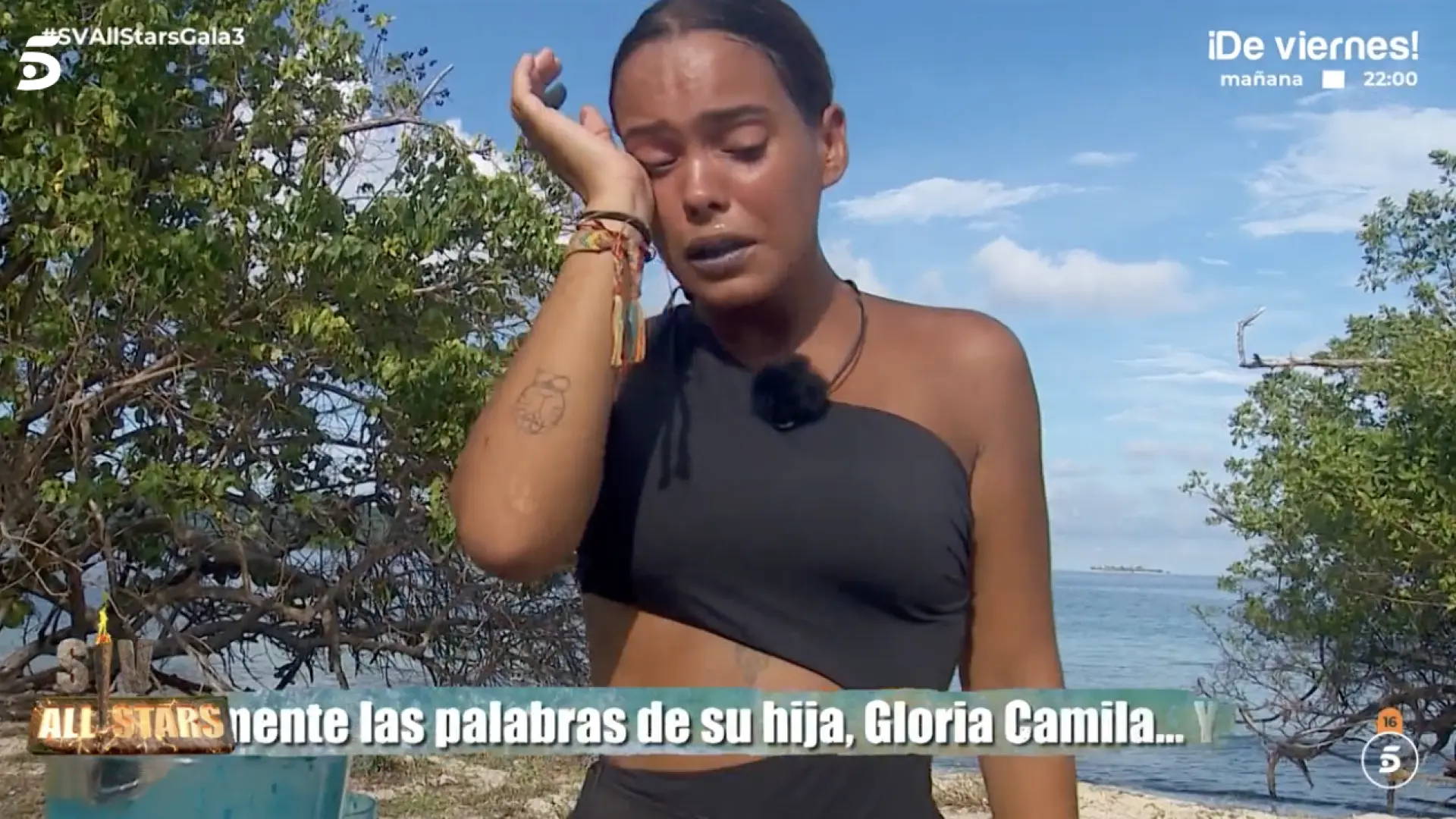 Gloria Camila recibe una llamada especial en el cumpleaños de Rocío Jurado: "Siempre veo vídeos de ella, me emociono"
