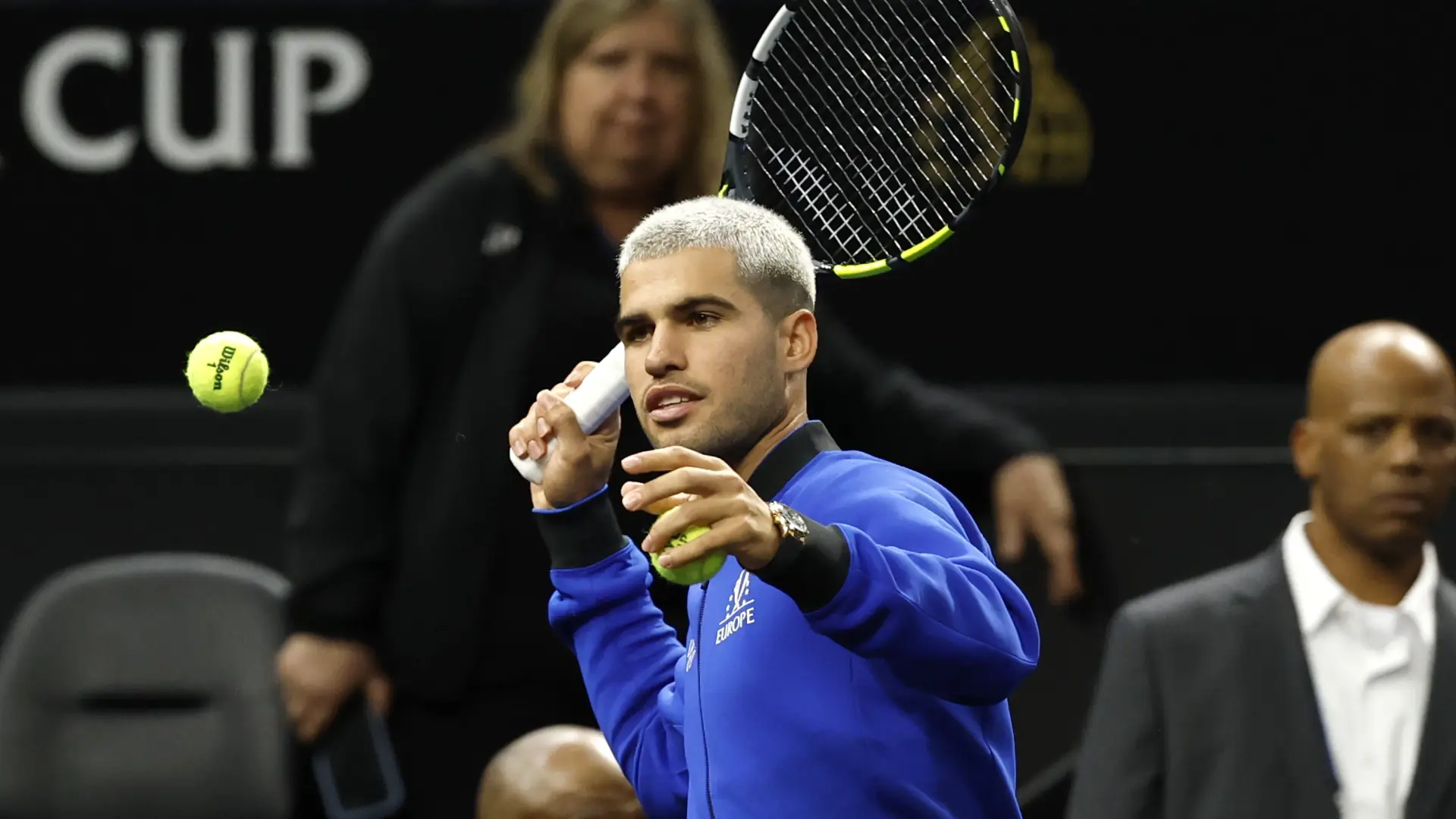 Carlos Alcaraz, protagonista de la Laver Cup: reencuentro con Roger Federer y baile grupal en la inauguración