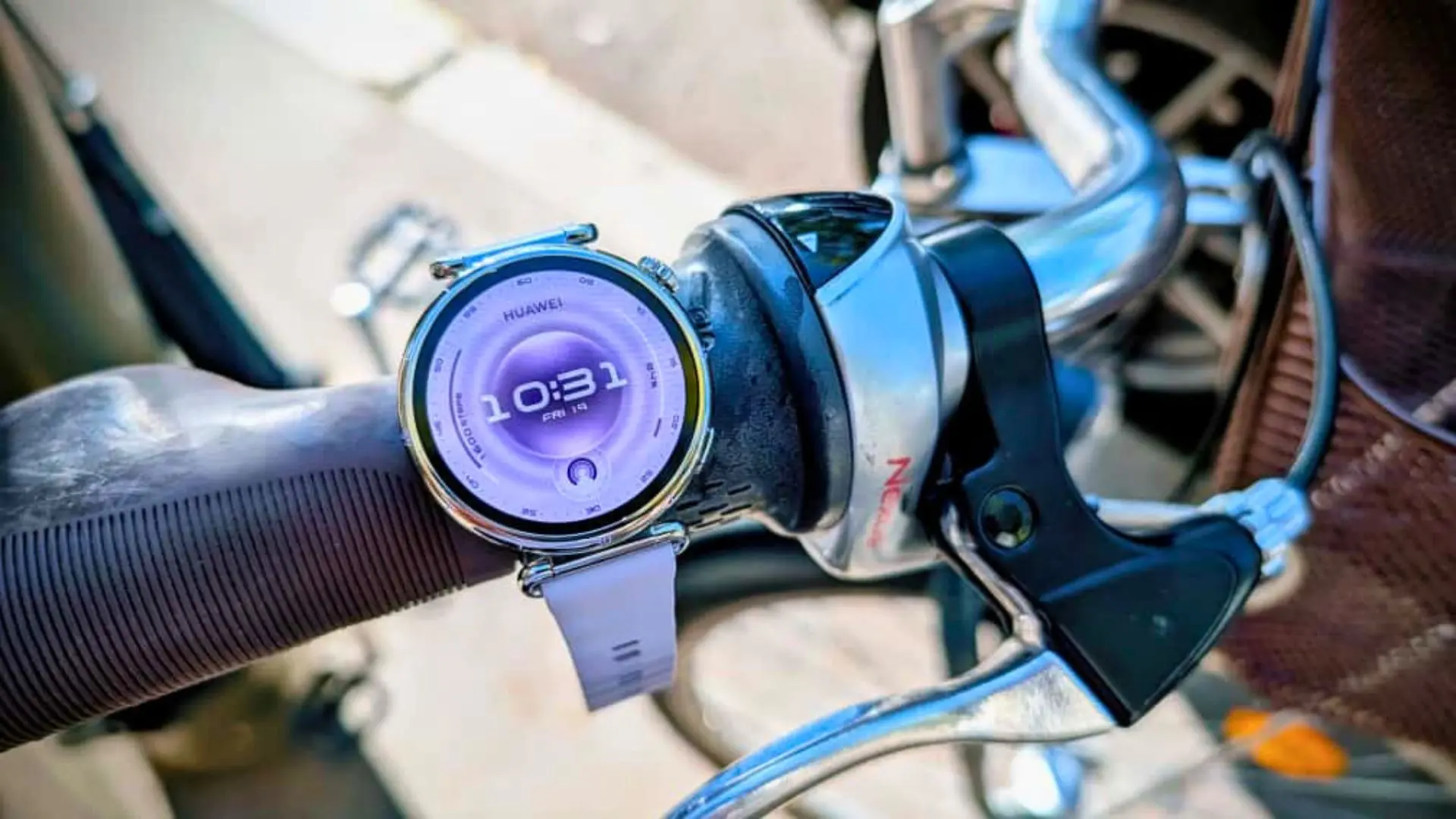 HUAWEI Watch GT 6, primeras impresiones: fluidez y elegancia conocidas en una pantalla mejor y un cuerpo más ligero