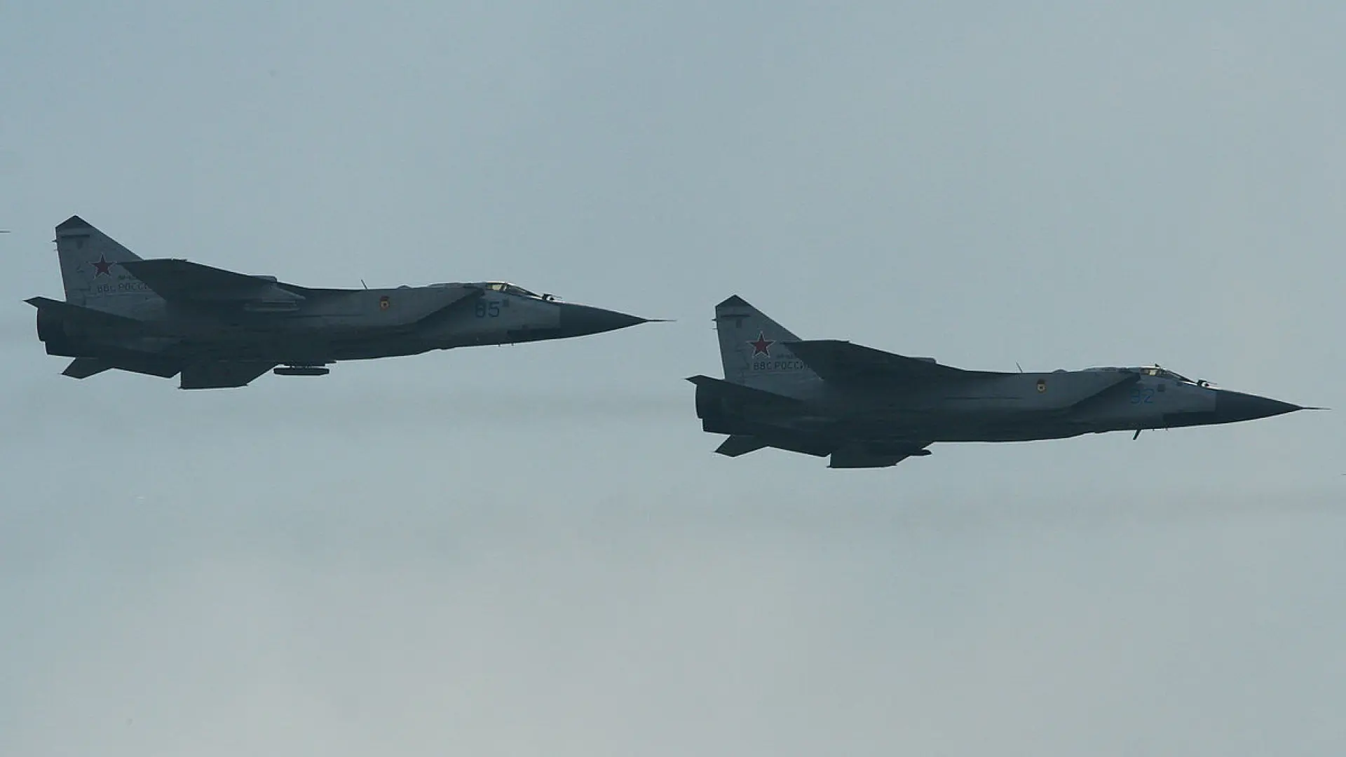 Rusia realiza nuevas incursiones en espacio aéreo de la OTAN: la Alianza moviliza su patrulla aérea y Bruselas sube la alerta