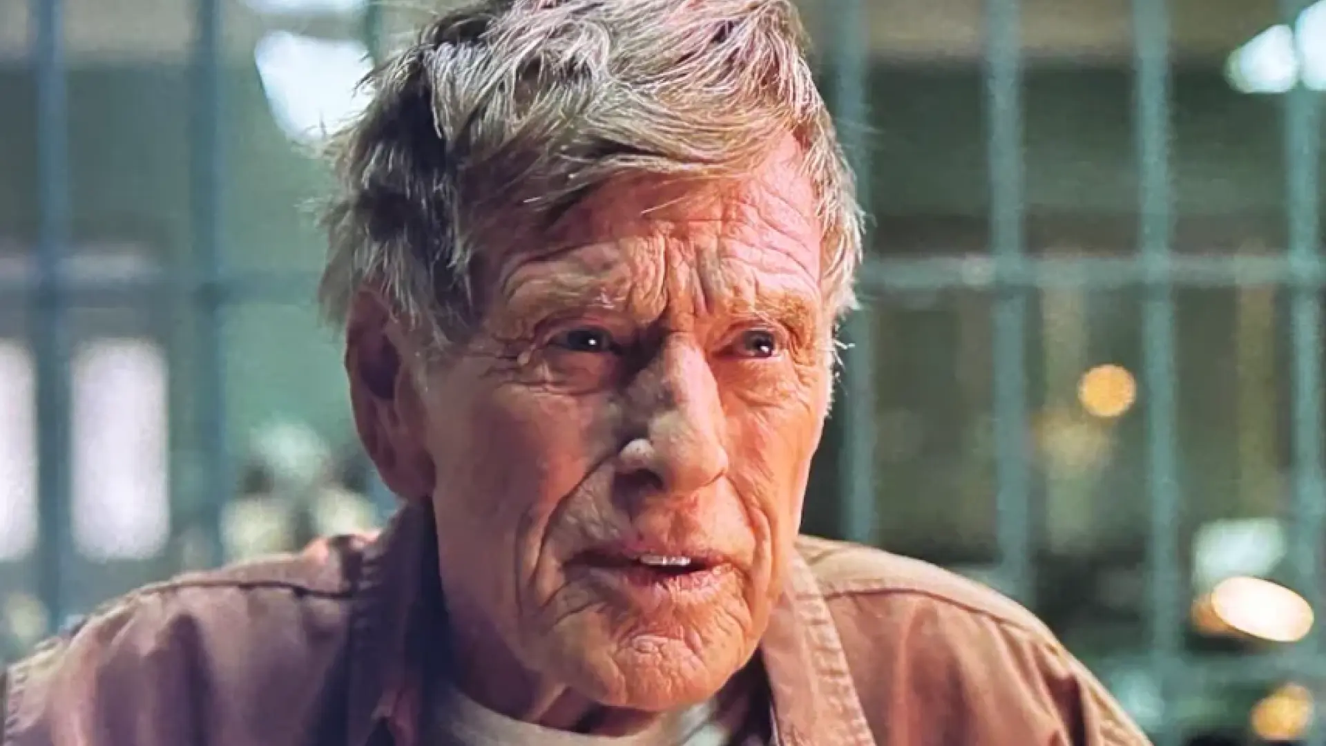 Una partida de ajedrez con el escritor de 'Juego de tronos': el cameo "secreto" con el que Robert Redford nos dijo adiós