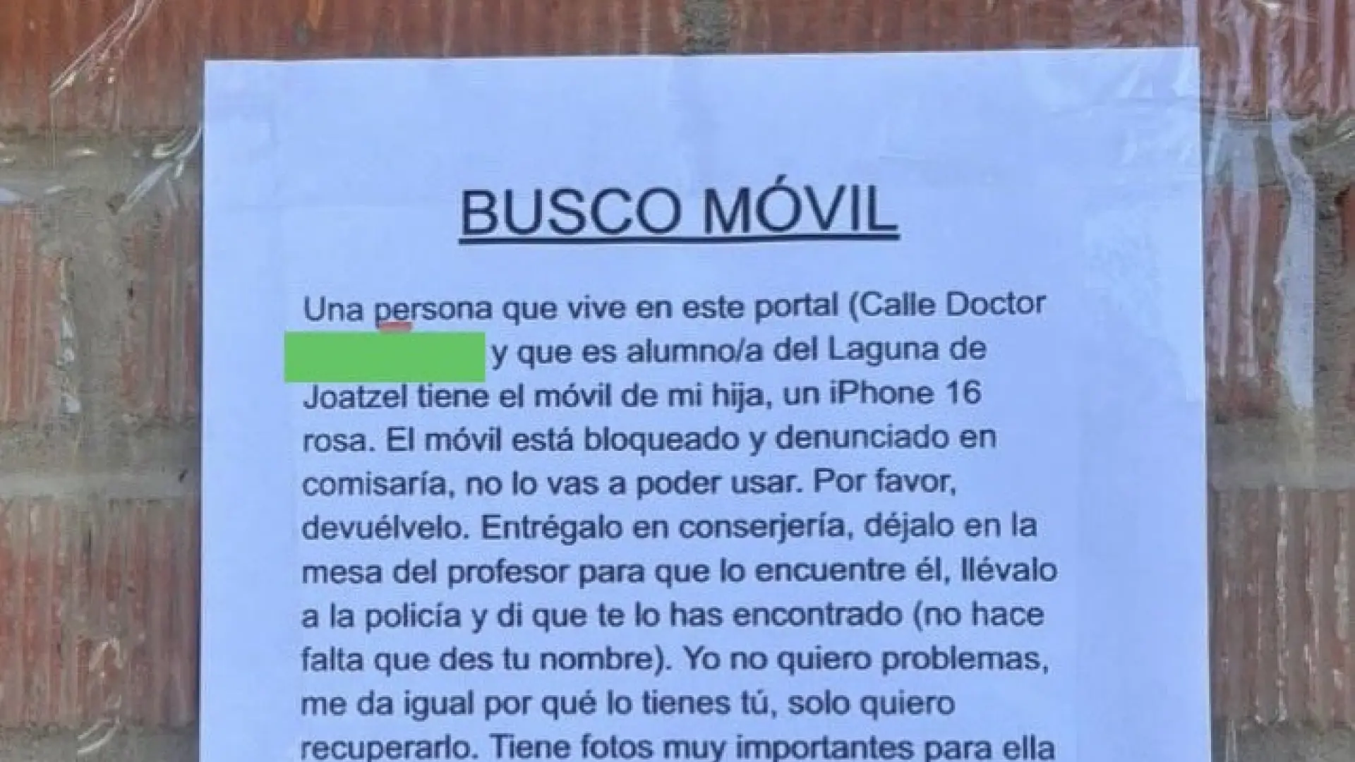 Deja una nota en un portal de Getafe donde vive el supuesto ladrón del móvil de su hija: "Me da igual por qué lo tienes tú"