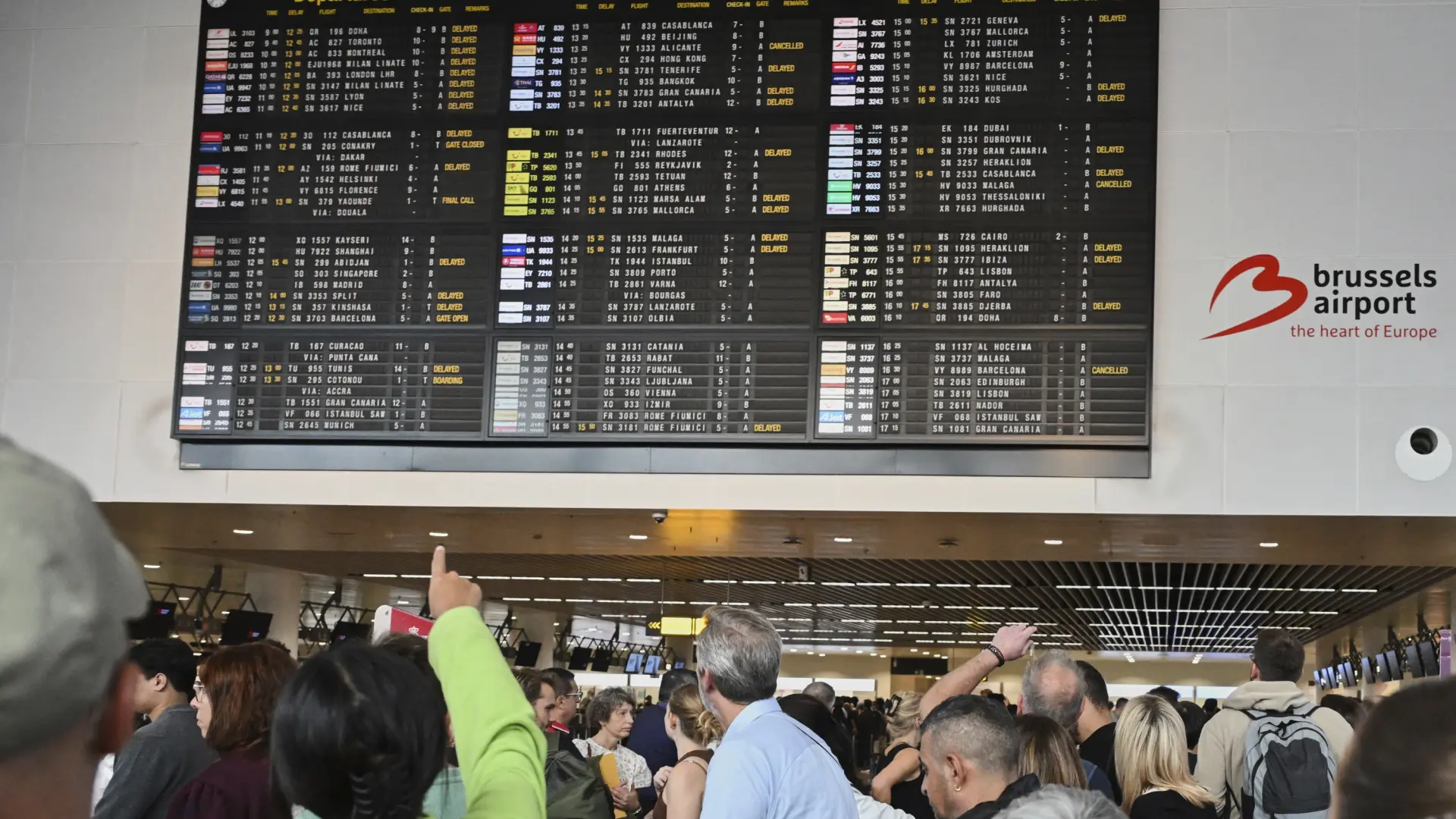 Marta González, española afectada por el ciberataque al aeropuerto de Bruselas: "No sé qué hacer, el lunes tengo que ir a trabajar"