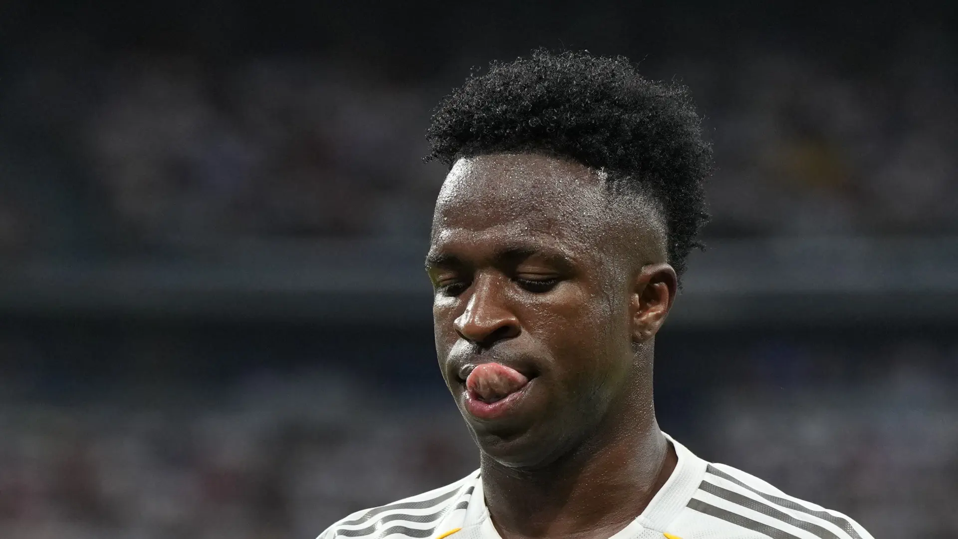 El cabreo de Vinícius al irse al banquillo en el partido ante el Espanyol: "A todos les sucede"