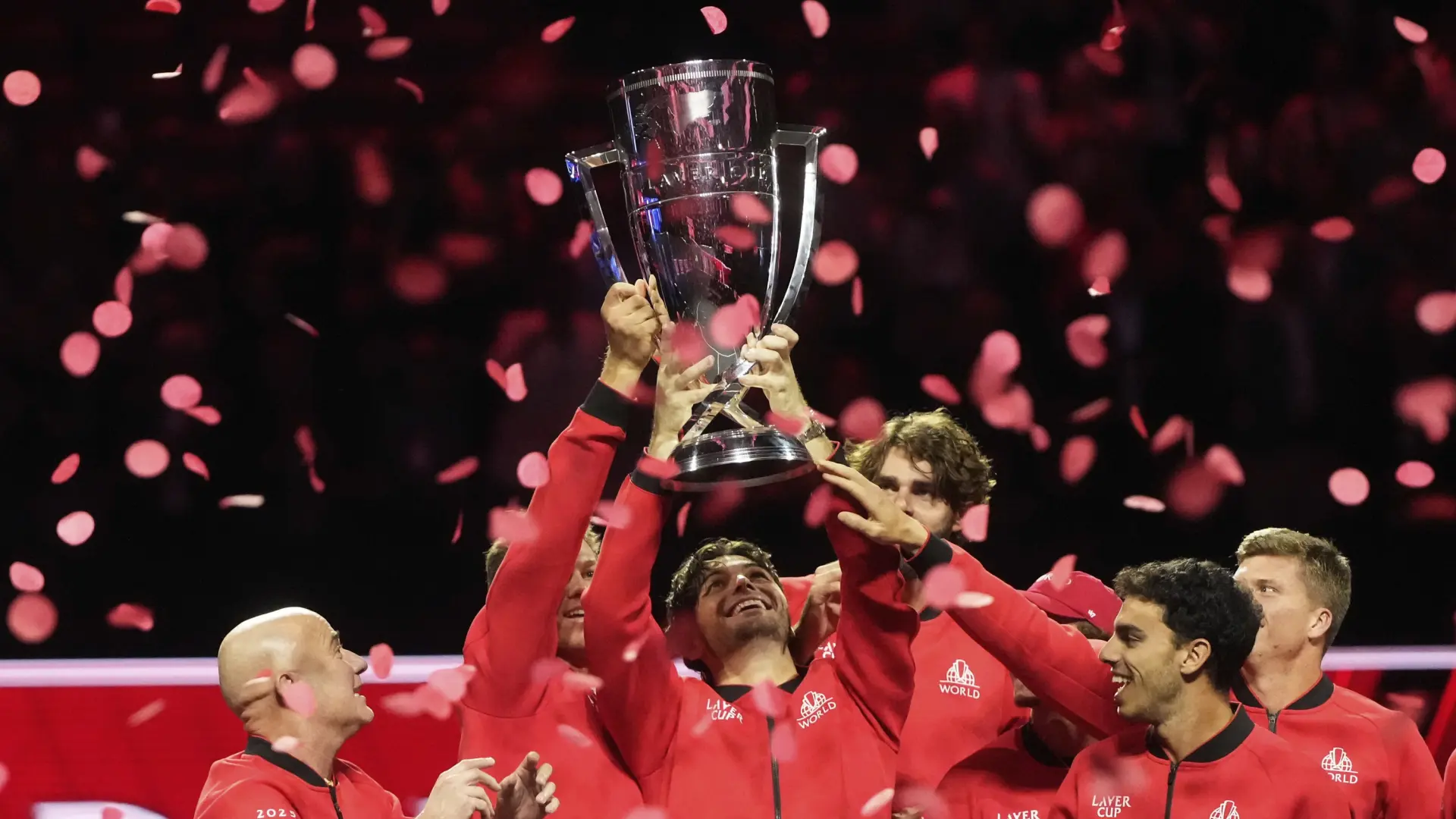 Carlos Alcaraz se queda sin Laver Cup: Taylor Fritz tumba a Zverev y el Resto del Mundo se impone a Europa