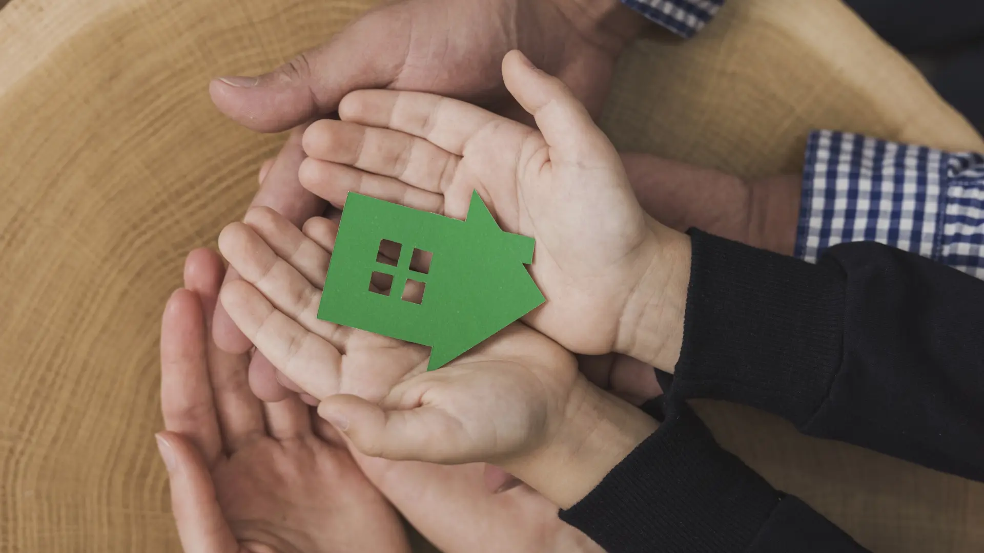 Donar tu casa a tus hijos y seguir viviendo en ella: esto dice la legislación española al respecto