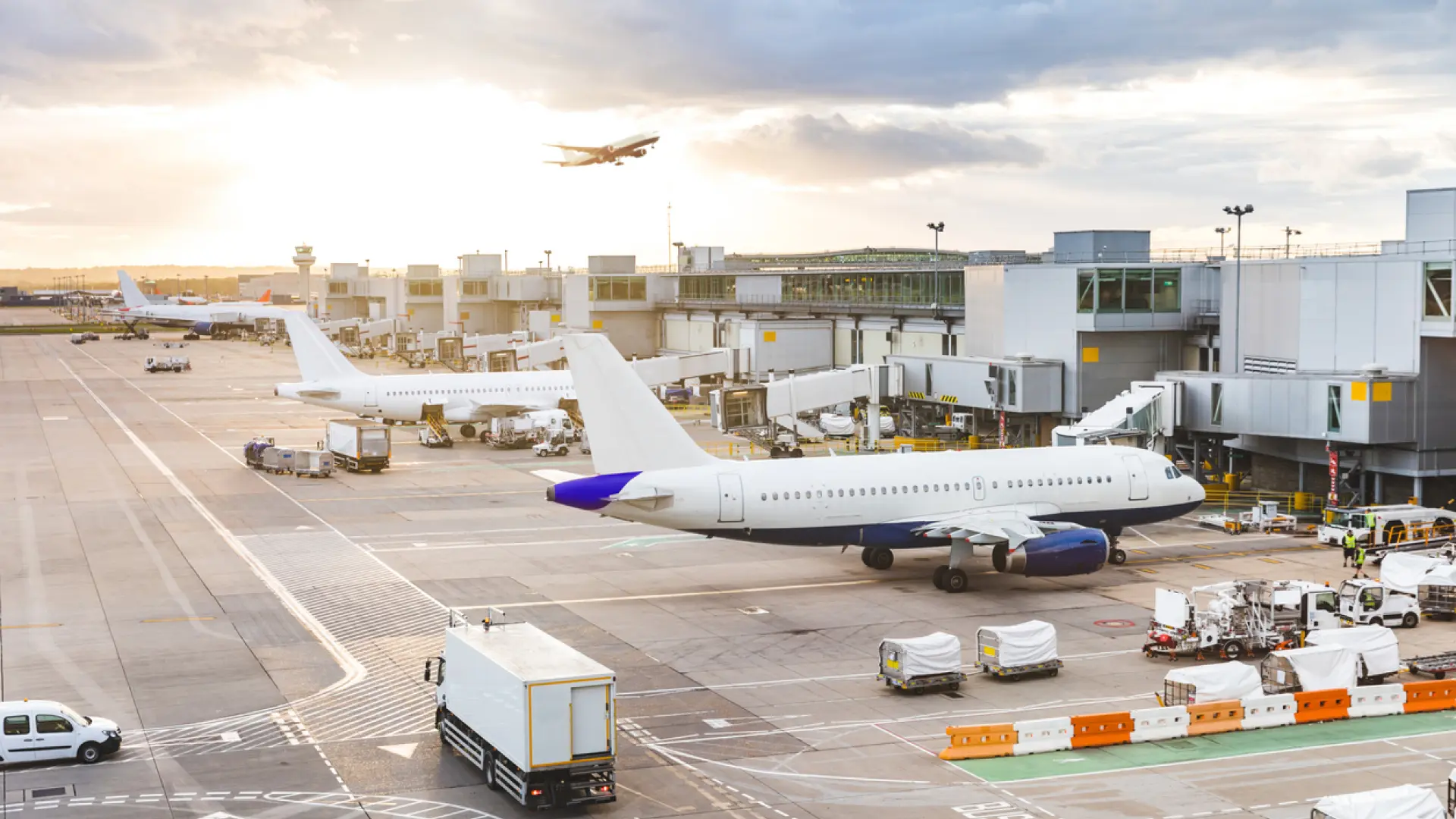 Cambios en las aerolíneas: las nuevas rutas que estrenan y las que eliminan en España