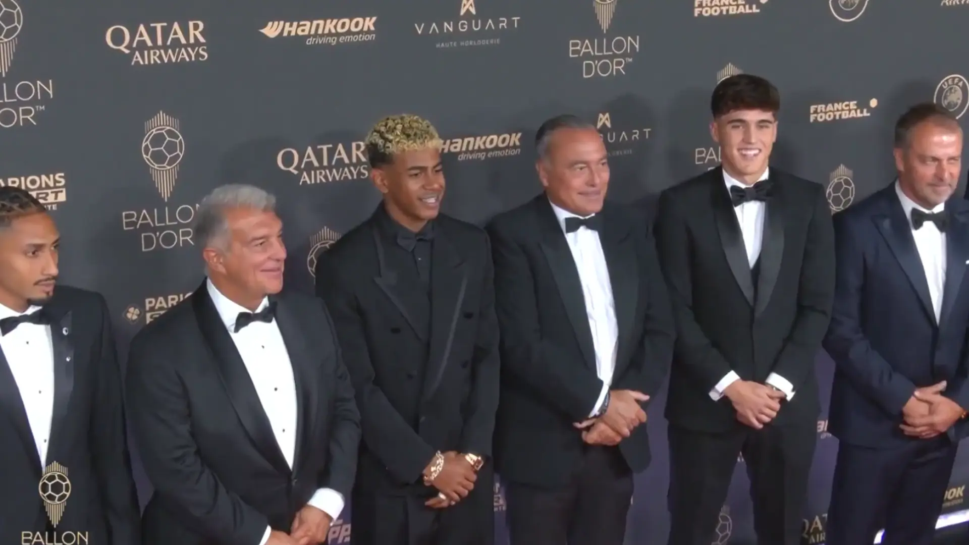 El Barcelona 'invade' la alfombra roja de la gala del Balón de Oro, con despiste incluido de Laporta con el equipo femenino