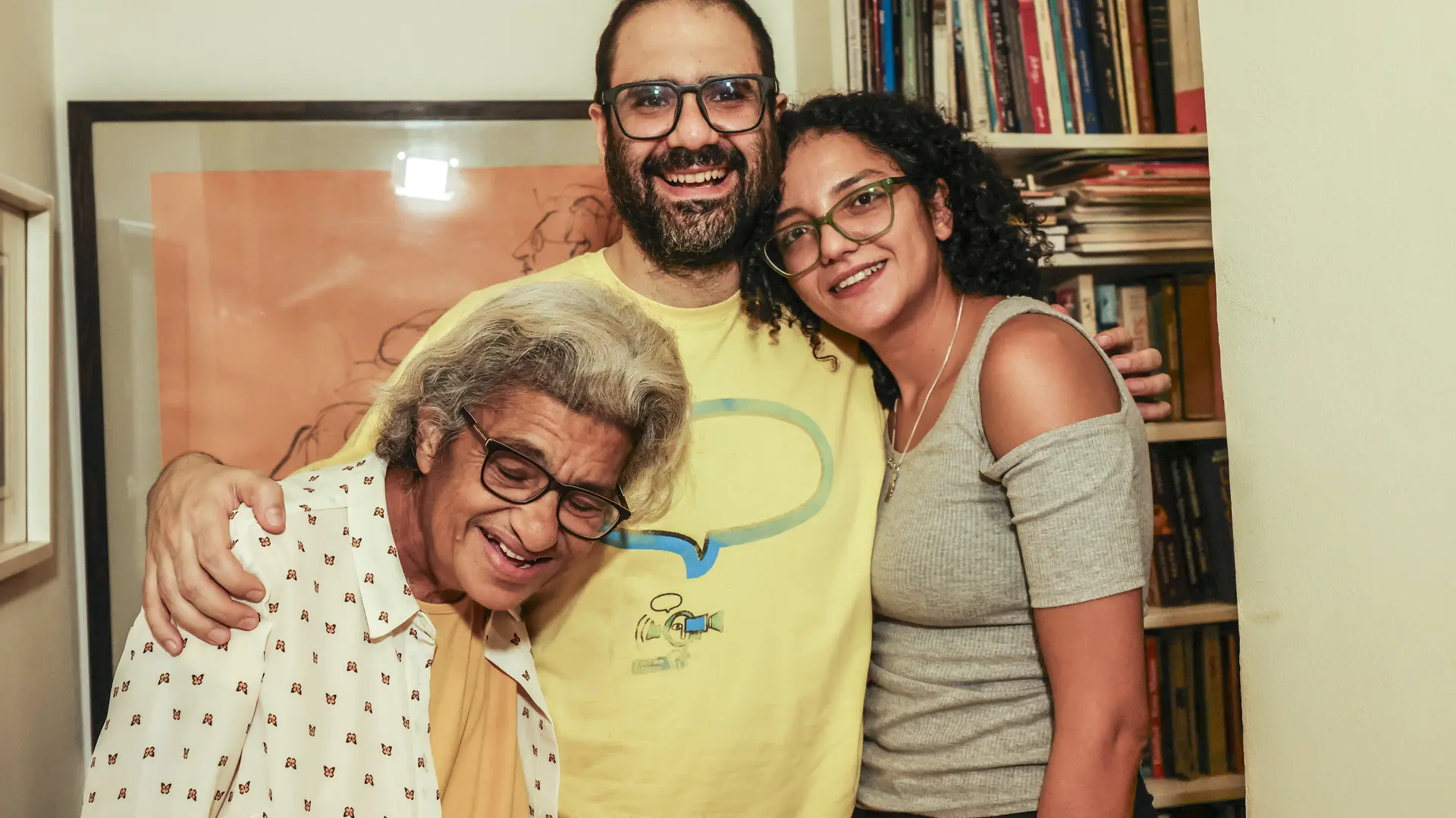 Un activista egipcio-británico prodemocracia ya está en casa al ser indultado por Al Sisi tras pasar una década en prisión