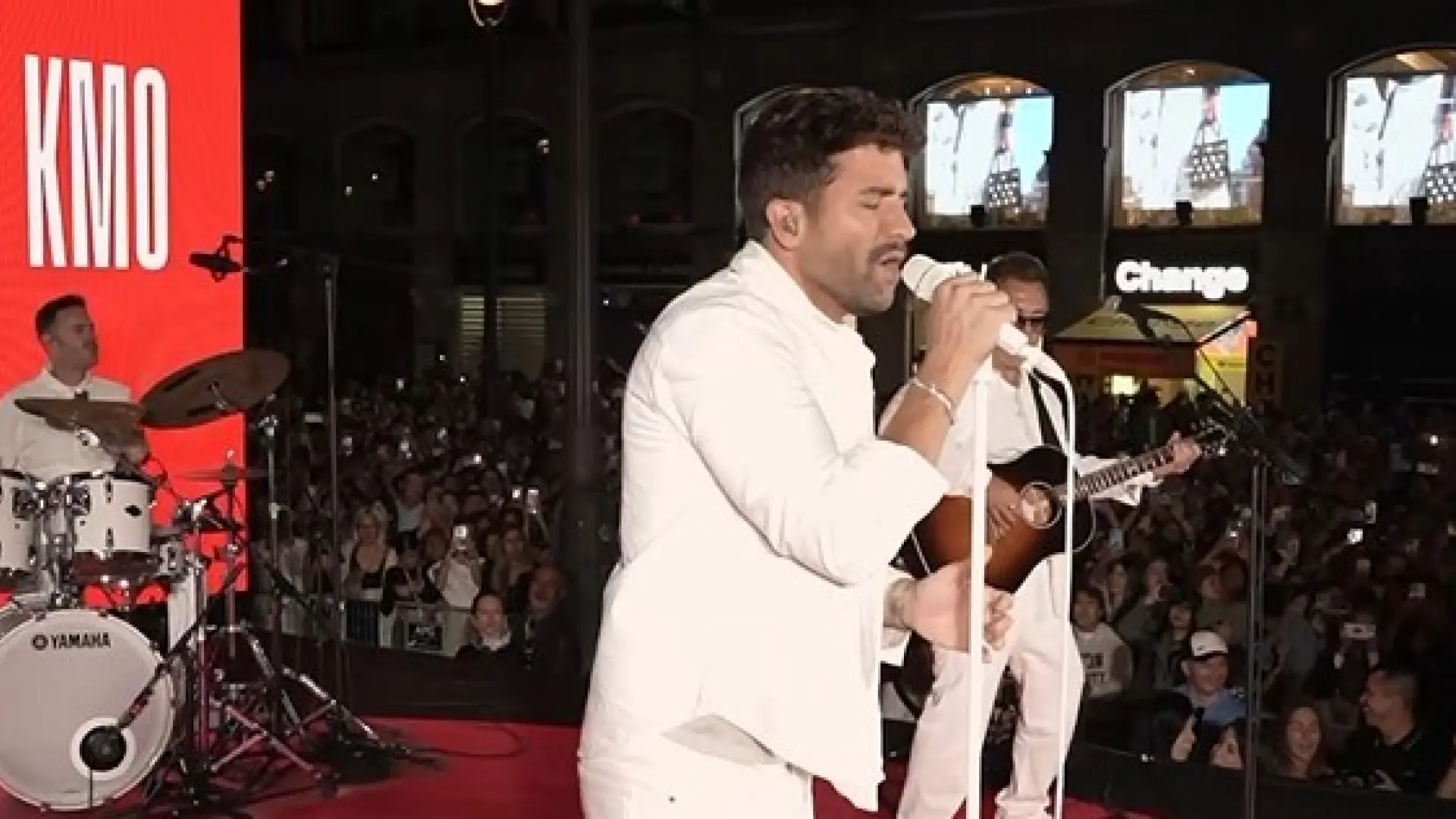 Pablo Alborán, en directo: sigue su concierto gratuito para miles de fans en la Puerta del Sol de Madrid