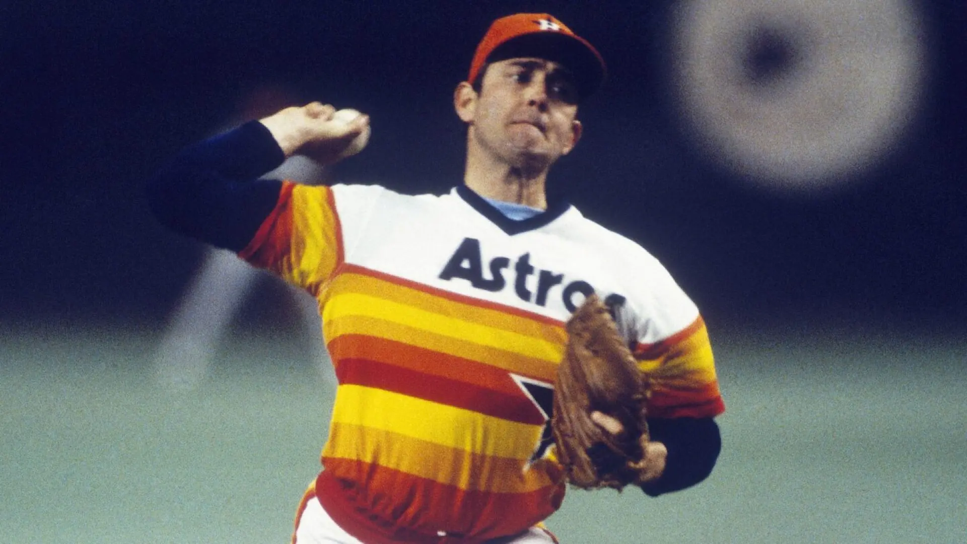 Camisetas para la historia. Houston Astros y su uniforme 'Tequila Sunrise'